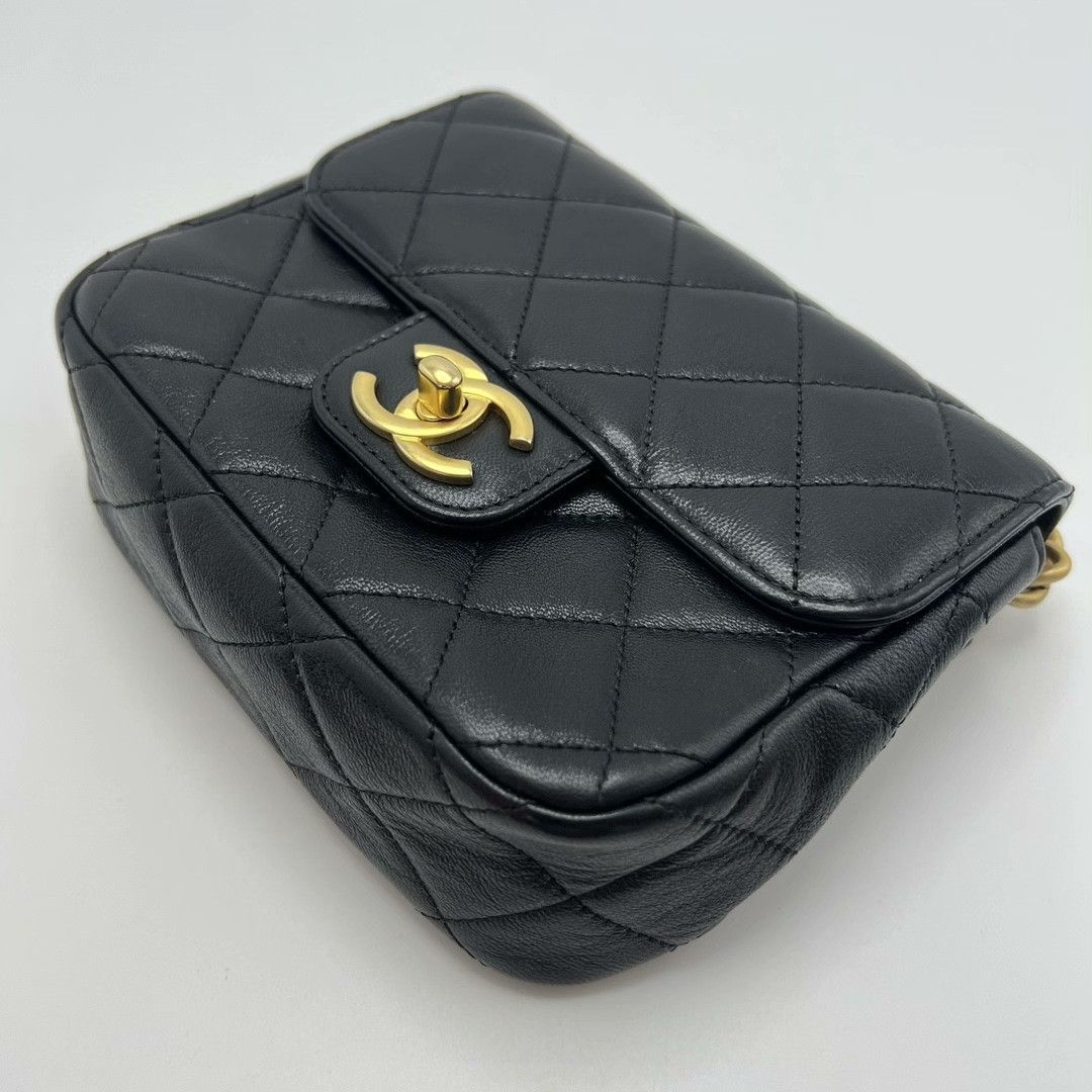 Chanel Pre-loved Bag Very good condition Size ONE SIZE - 4 Thumbnail