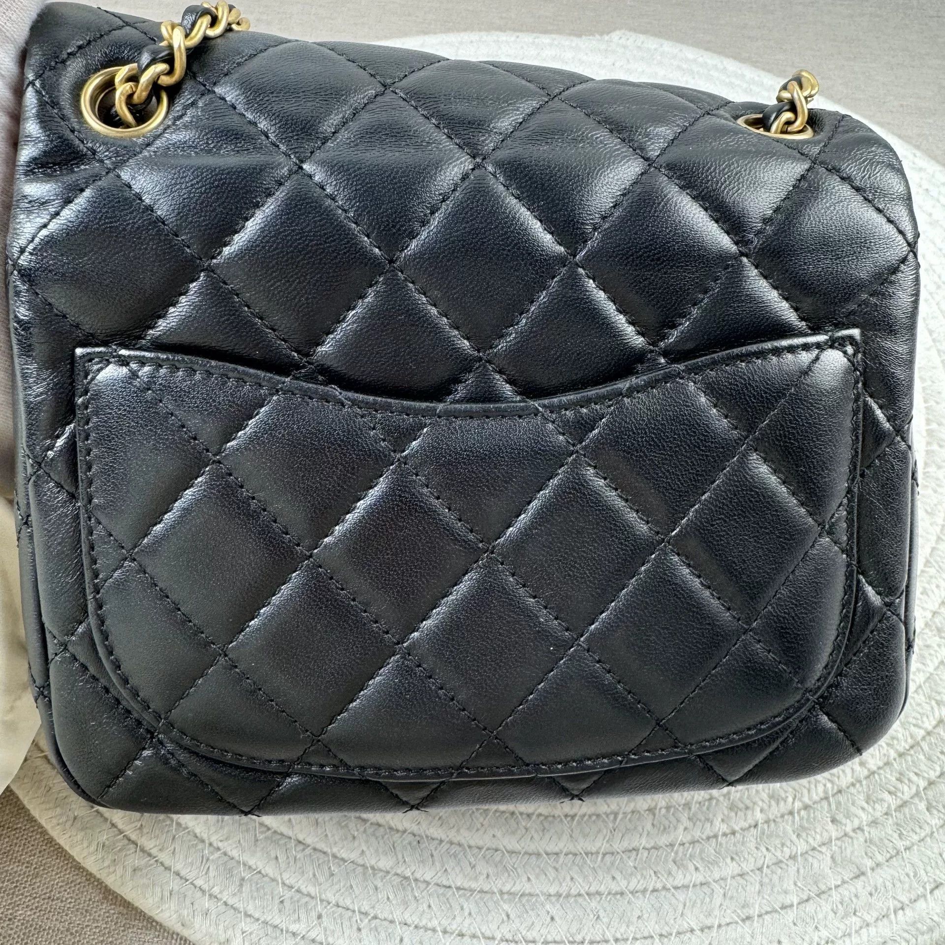 Chanel Pre-loved Bag Very good condition Size ONE SIZE - 3 Thumbnail