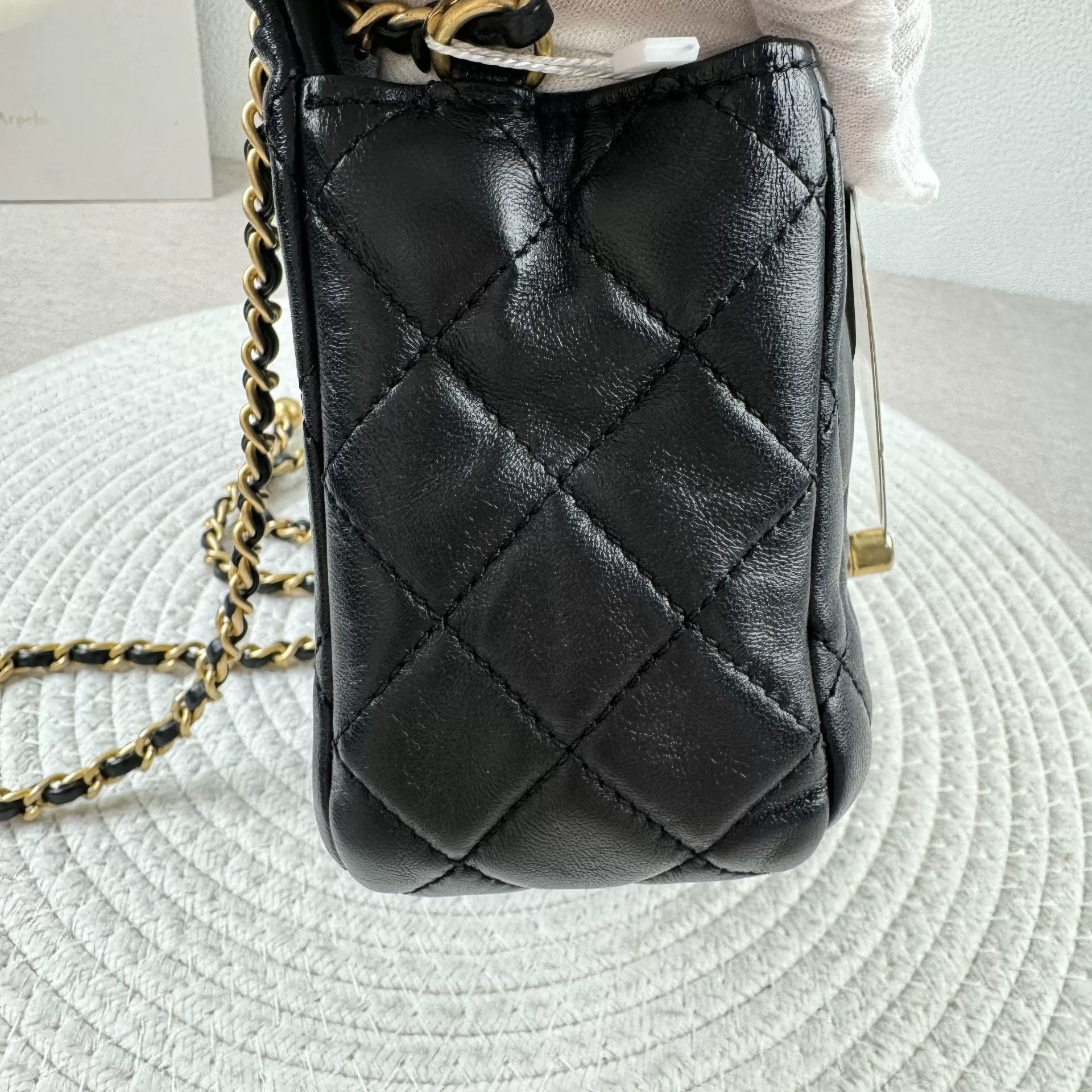 Chanel Pre-loved Bag Very good condition Size ONE SIZE - 4 Thumbnail