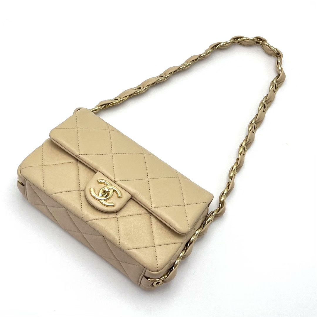 Chanel Pre-loved Bag Very good condition Size ONE SIZE - 4 Thumbnail