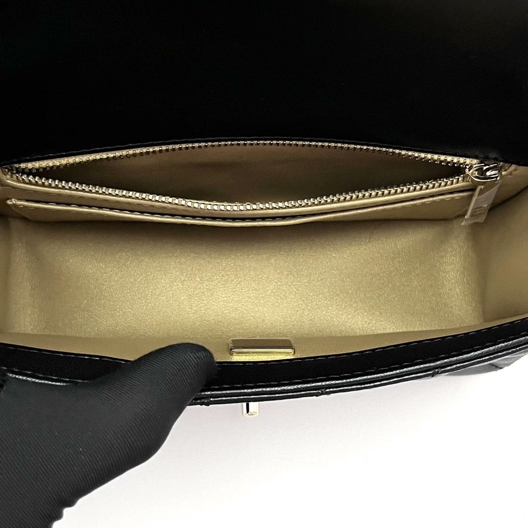 Chanel Pre-loved Bag Very good condition Size ONE SIZE - 6 Thumbnail