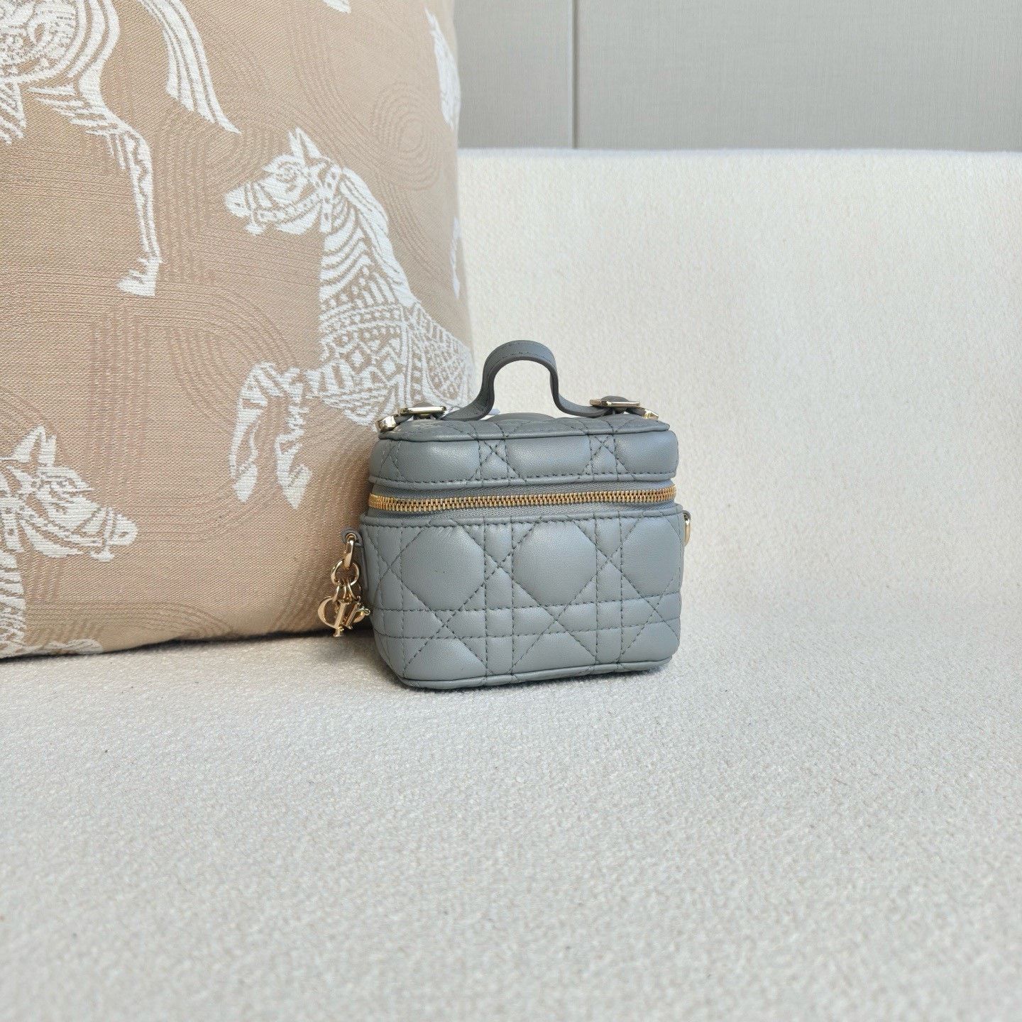 Dior Pre-loved Bag Very good condition Size ONE SIZE - 6 Thumbnail