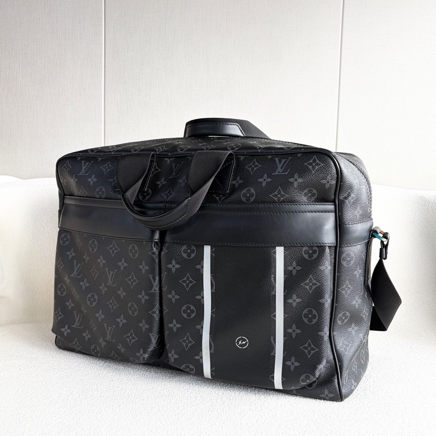 Louis Vuitton Pre-loved Bag Very good condition Size ONE SIZE - 4 Thumbnail