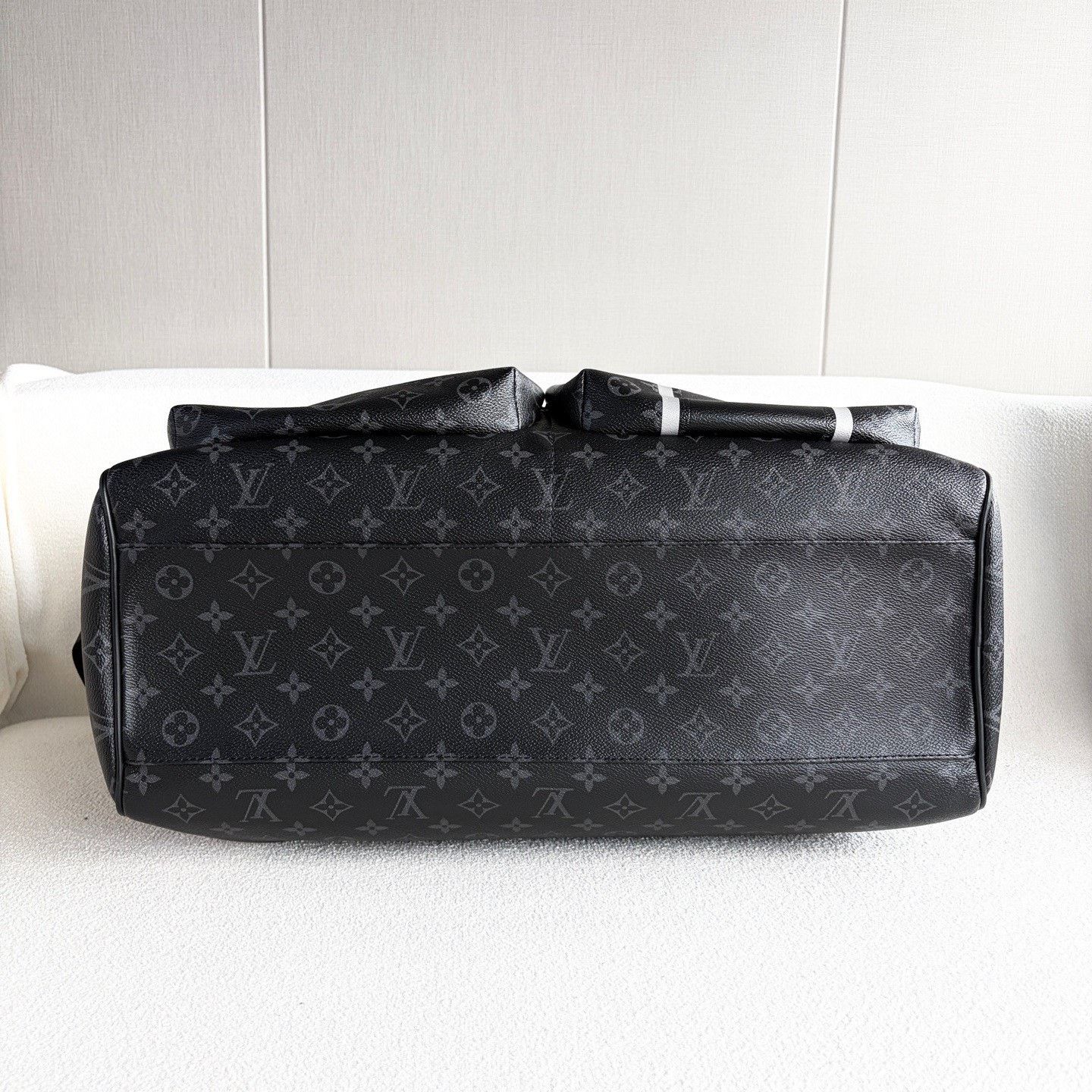 Louis Vuitton Pre-loved Bag Very good condition Size ONE SIZE - 5 Thumbnail