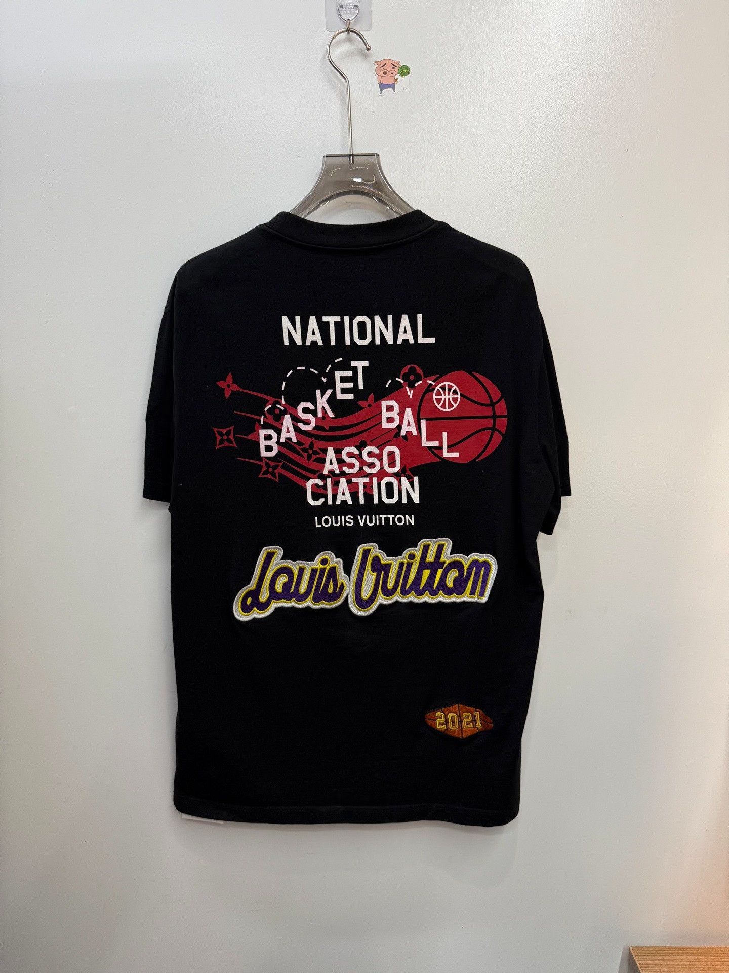Louis Vuitton Louis Vuitton Collab Embroidered T-Shirt XL Men Size US XL / EU 56 / 4 - 4 Thumbnail