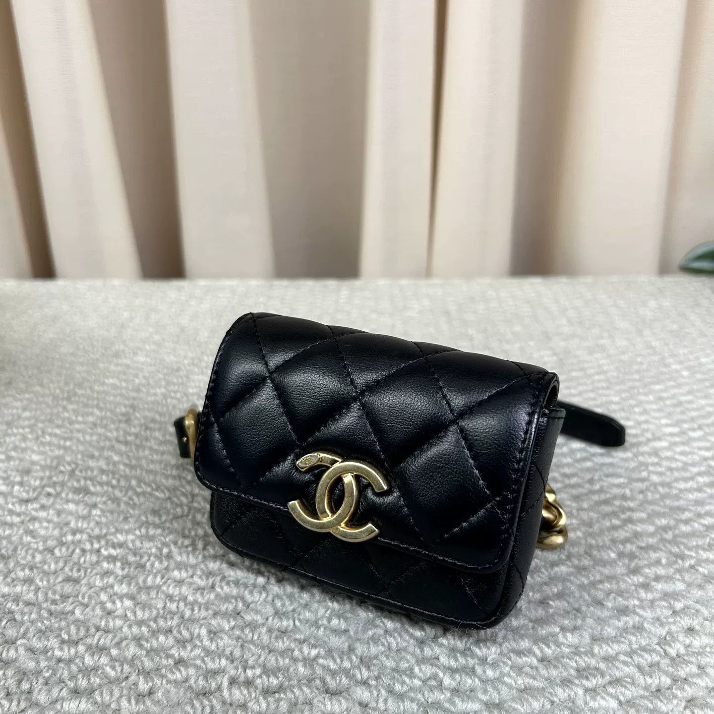Chanel Pre-loved Bag Very good condition Size ONE SIZE - 3 Thumbnail