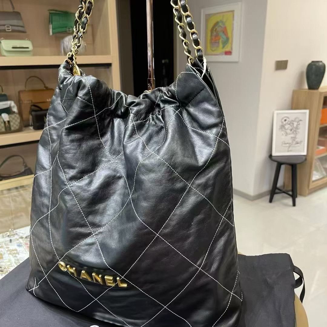Chanel Pre-loved Bag Very good condition Size ONE SIZE - 2 Thumbnail