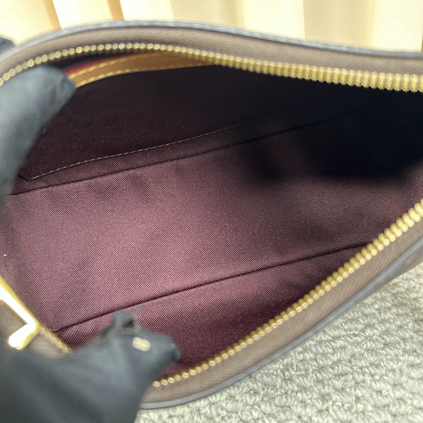 Louis Vuitton Pre-loved Bag Very good condition Size ONE SIZE - 3 Thumbnail