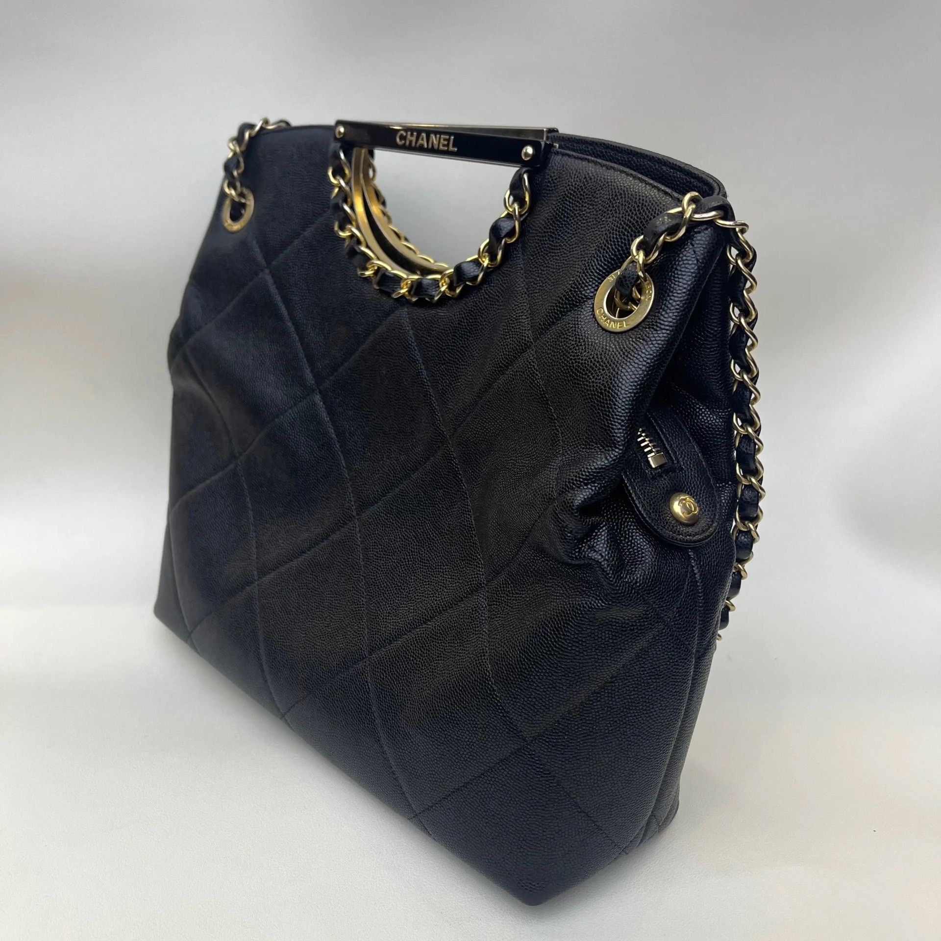Chanel Pre-loved Bag Very good condition Size ONE SIZE - 3 Thumbnail