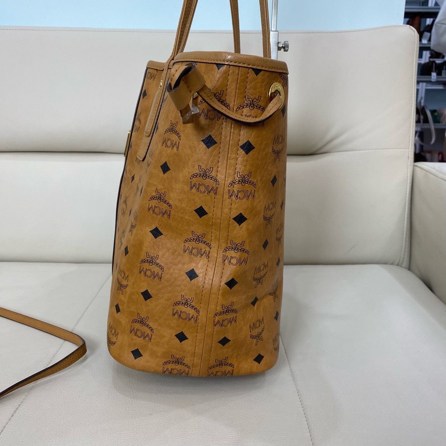 MCM Pre-loved Bag Very good condition Size ONE SIZE - 4 Thumbnail