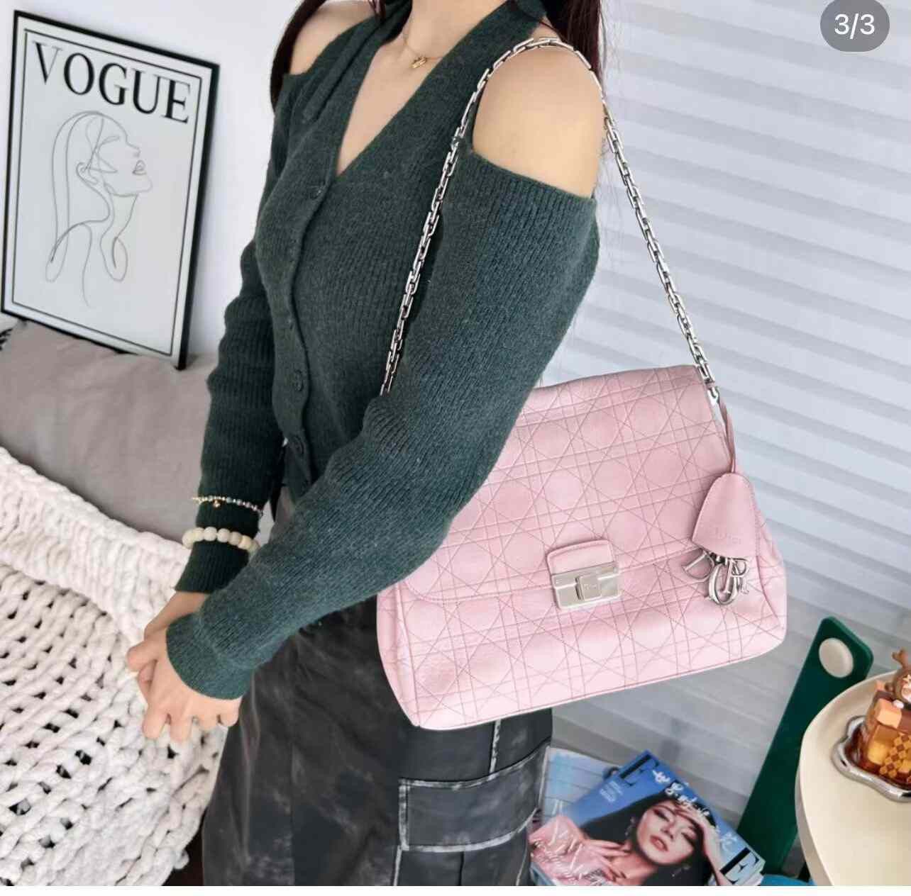 Dior Pre-loved Bag Very good condition Size ONE SIZE - 3 Thumbnail