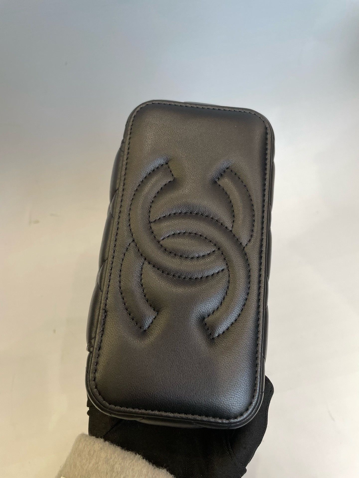 Chanel Pre-loved Bag Very good condition Size ONE SIZE - 7 Thumbnail