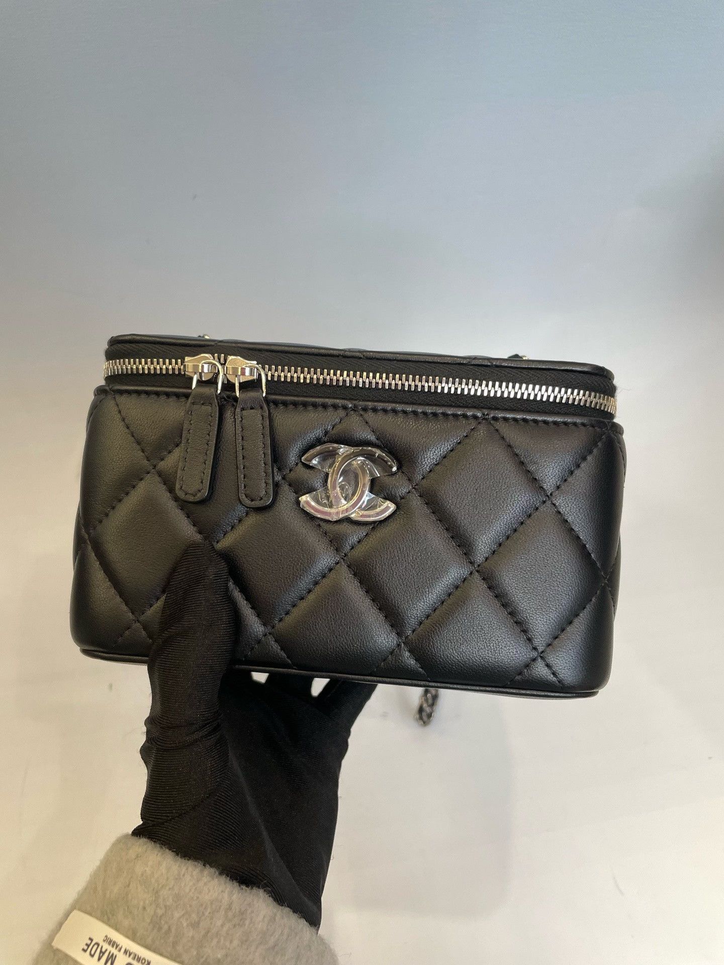 Chanel Pre-loved Bag Very good condition Size ONE SIZE - 3 Thumbnail