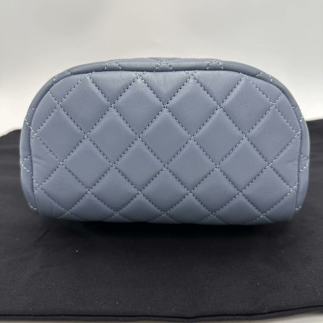 Chanel Pre-loved Bag Very good condition Size ONE SIZE - 4 Thumbnail