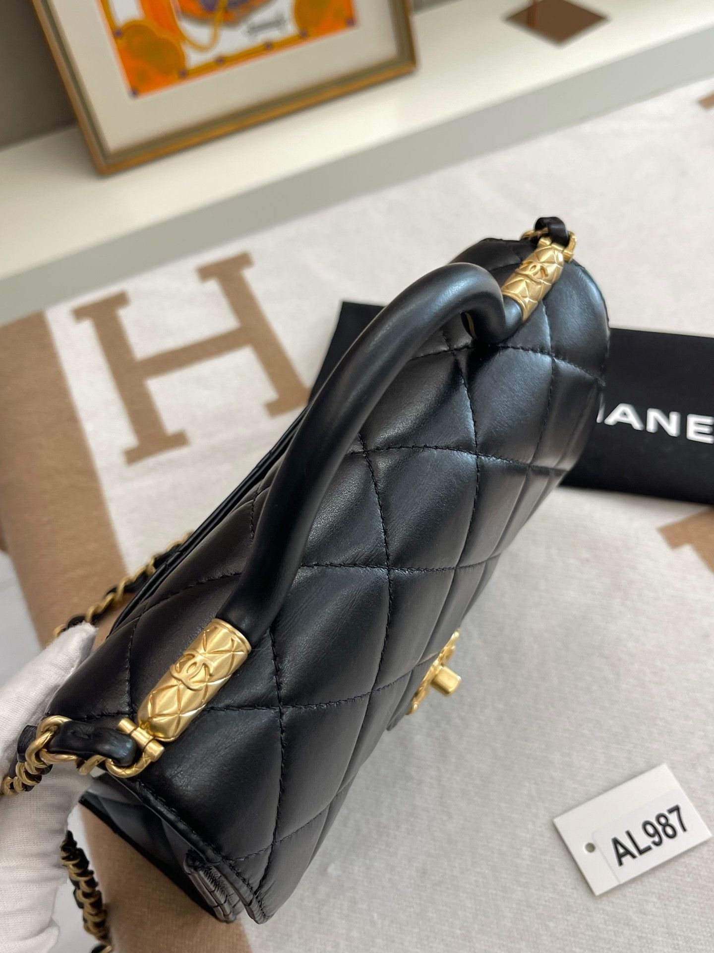 Chanel Pre-loved Bag Very good condition Size ONE SIZE - 4 Thumbnail