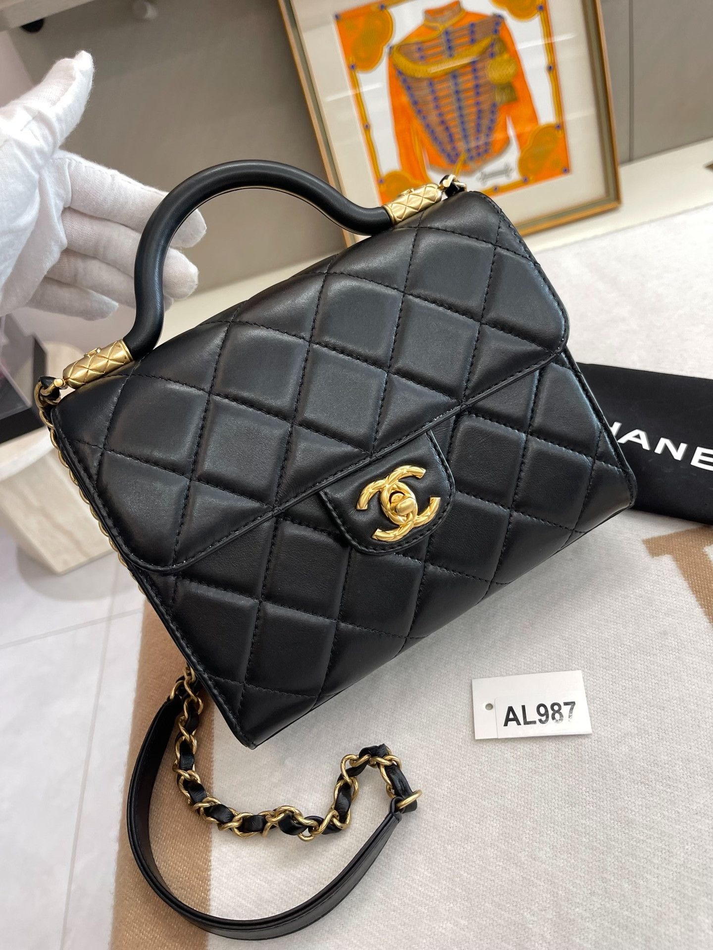 Chanel Pre-loved Bag Very good condition Size ONE SIZE - 2 Thumbnail
