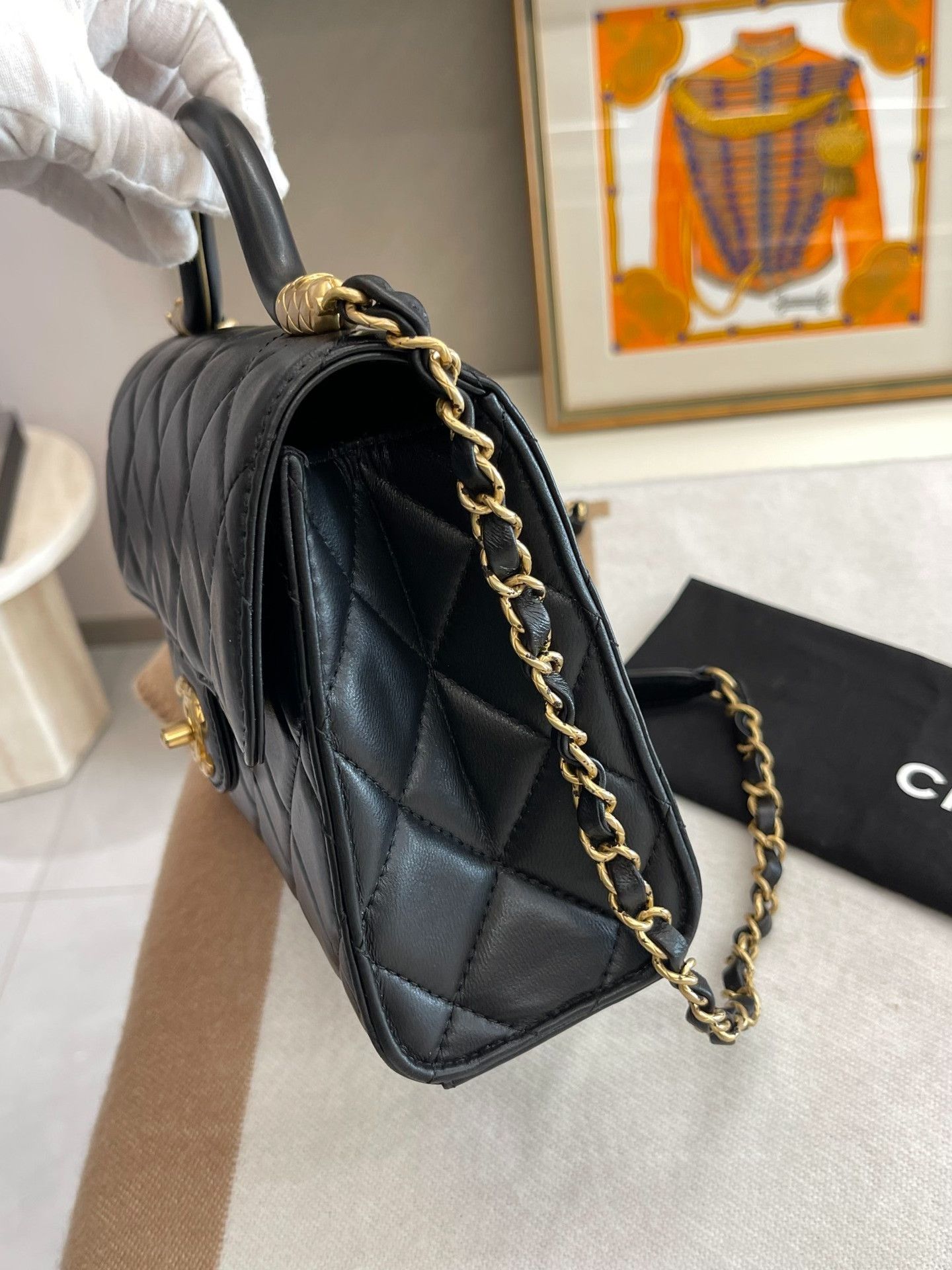 Chanel Pre-loved Bag Very good condition Size ONE SIZE - 5 Thumbnail