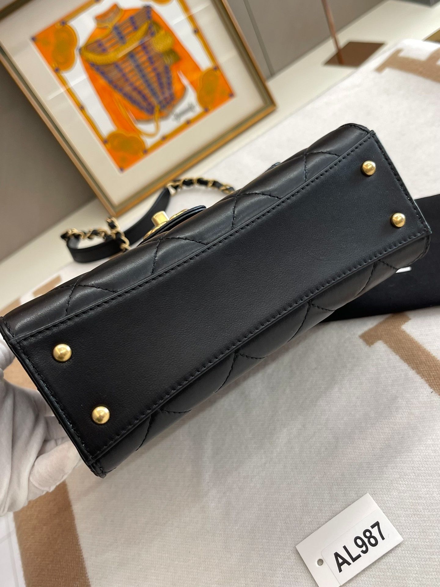 Chanel Pre-loved Bag Very good condition Size ONE SIZE - 6 Thumbnail