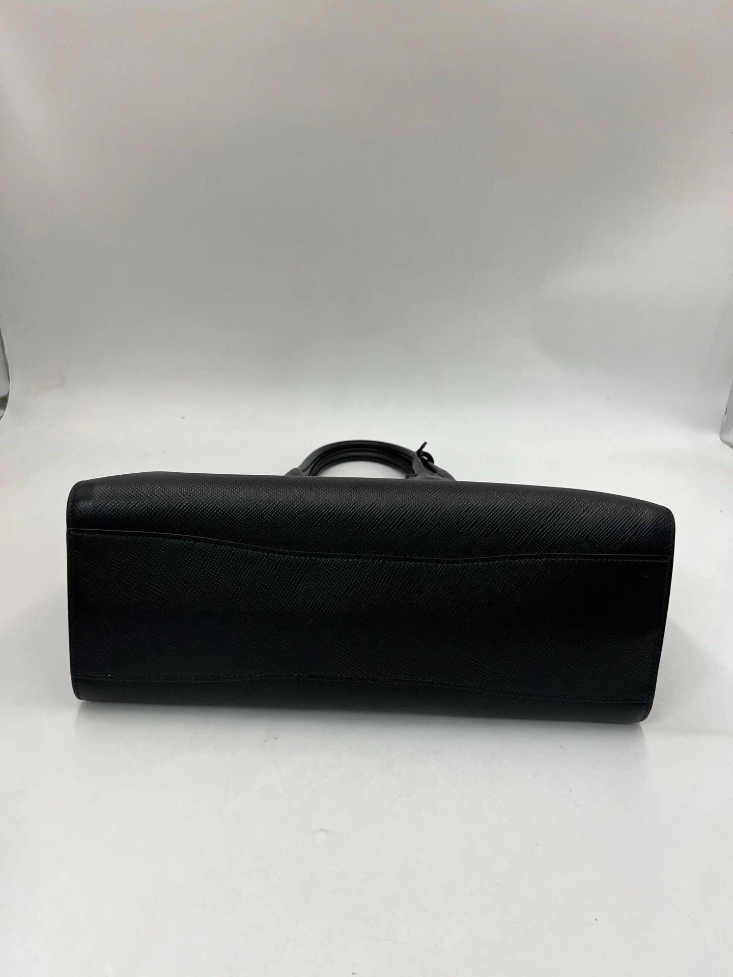 Prada Pre-loved Bag Very good condition Size ONE SIZE - 7 Thumbnail