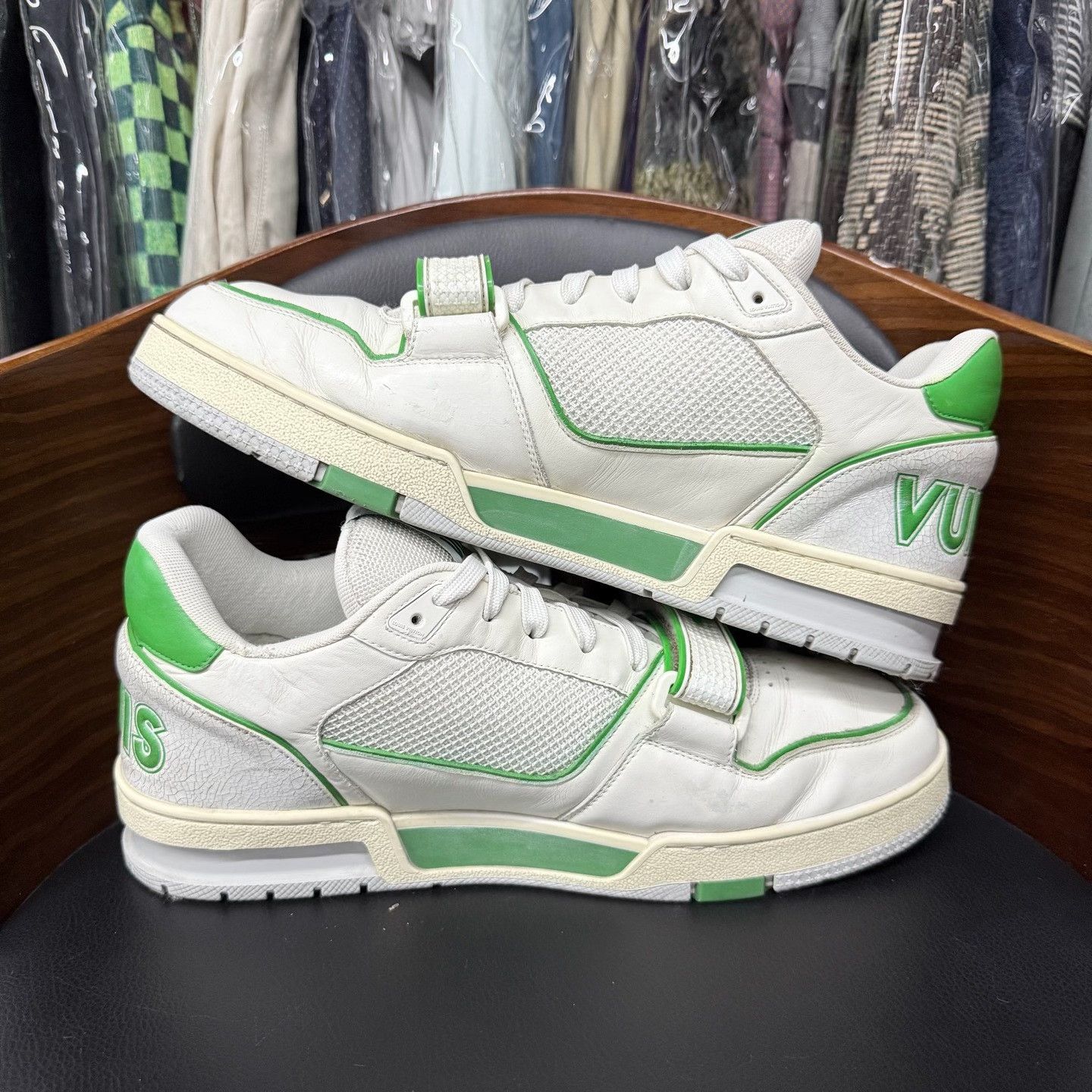 Louis Vuitton Louis Vuitton Training Green Lowtop Sneakers 10.5 Men Size US 10.5 / EU 43-44 - 7 Thumbnail