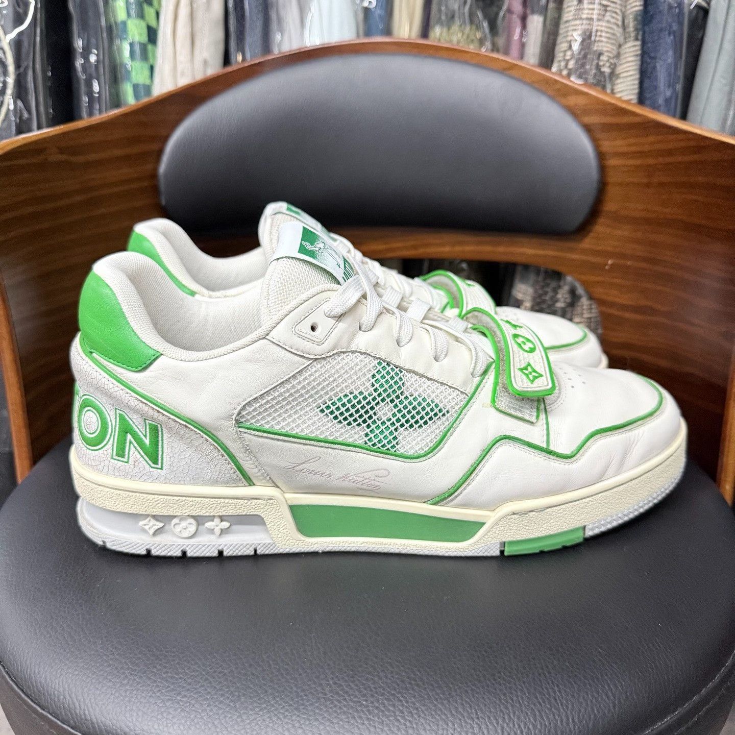 Louis Vuitton Louis Vuitton Training Green Lowtop Sneakers 10.5 Men Size US 10.5 / EU 43-44 - 4 Thumbnail