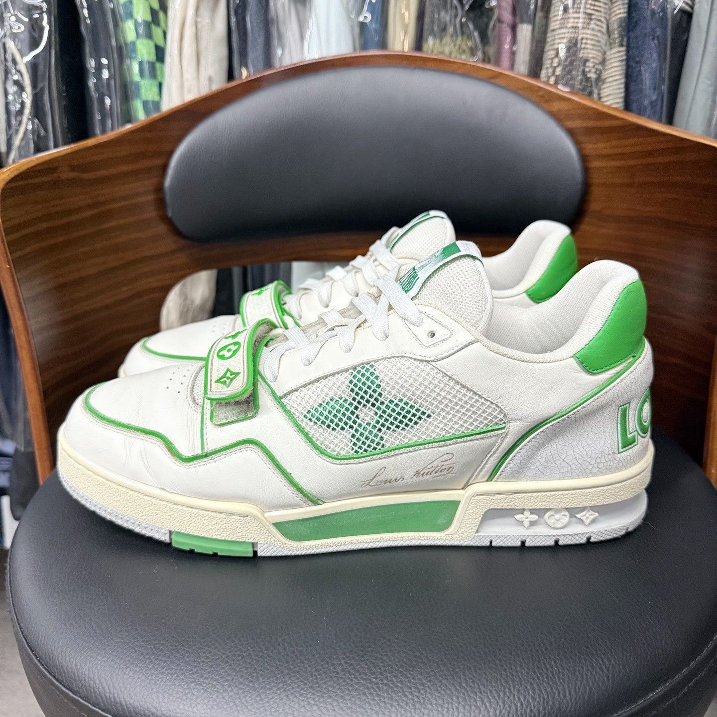 Louis Vuitton Louis Vuitton Training Green Lowtop Sneakers 10.5 Men Size US 10.5 / EU 43-44 - 6 Thumbnail