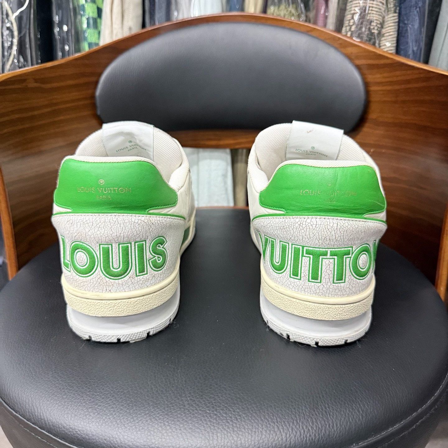 Louis Vuitton Louis Vuitton Training Green Lowtop Sneakers 10.5 Men Size US 10.5 / EU 43-44 - 3 Thumbnail