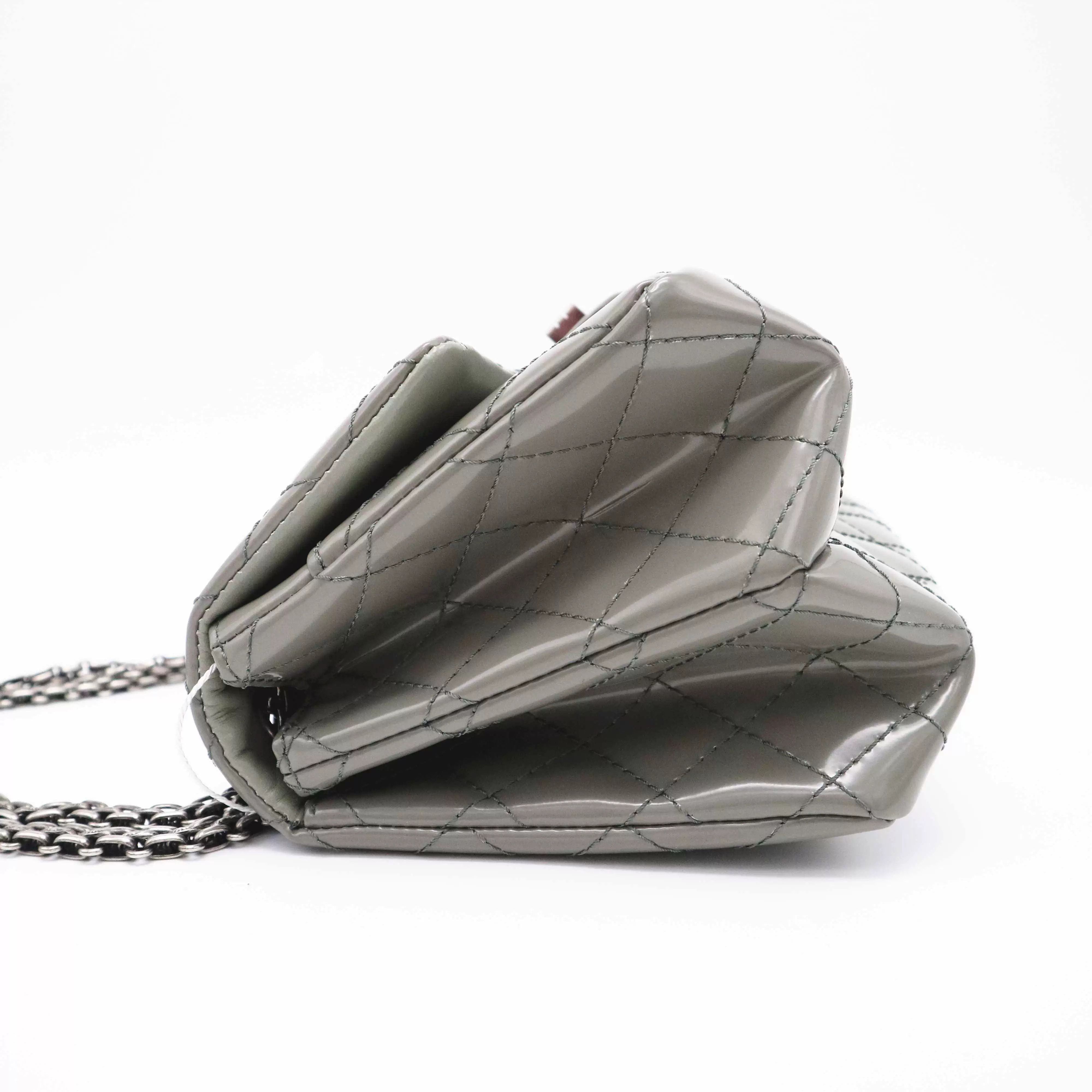 Chanel Pre-loved Bag Very good condition Size ONE SIZE - 4 Thumbnail