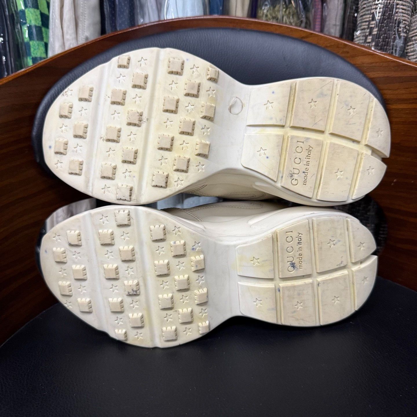 Gucci Gucci White Lowtop Sneakers 5 Men Size US 5 / EU 37 - 9 Thumbnail