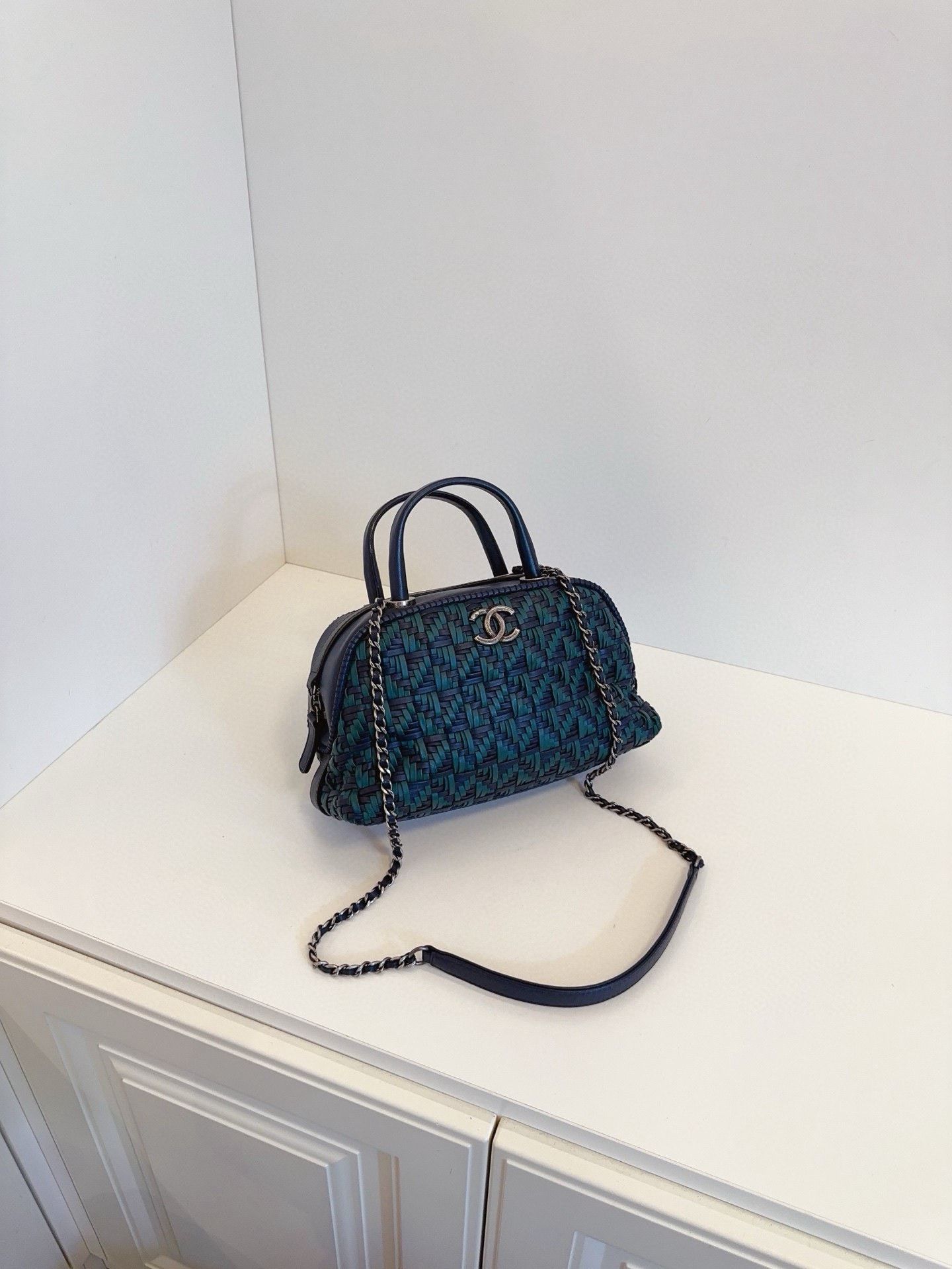 Chanel Pre-loved Bag Very good condition Size ONE SIZE - 3 Thumbnail