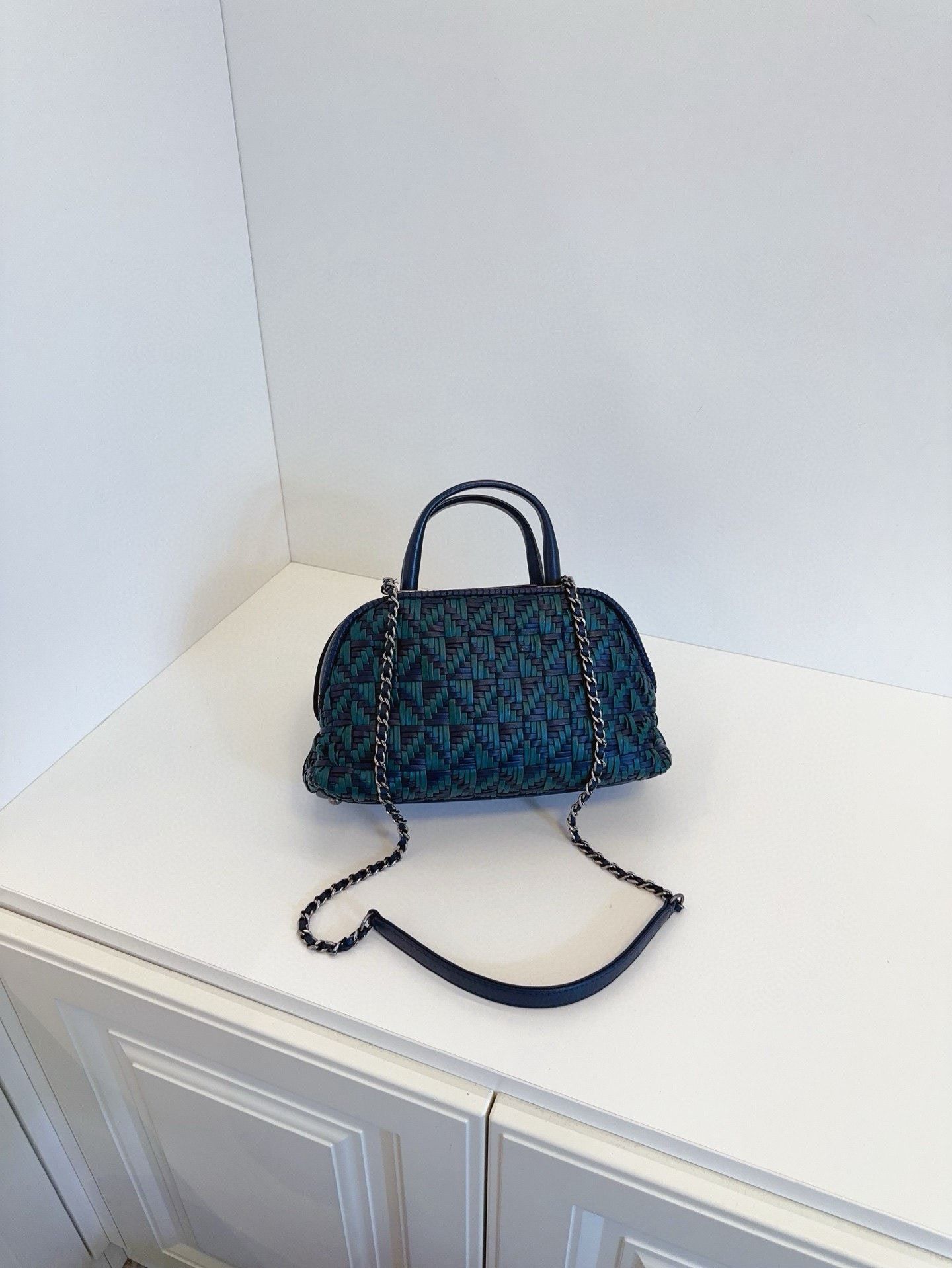 Chanel Pre-loved Bag Very good condition Size ONE SIZE - 2 Thumbnail