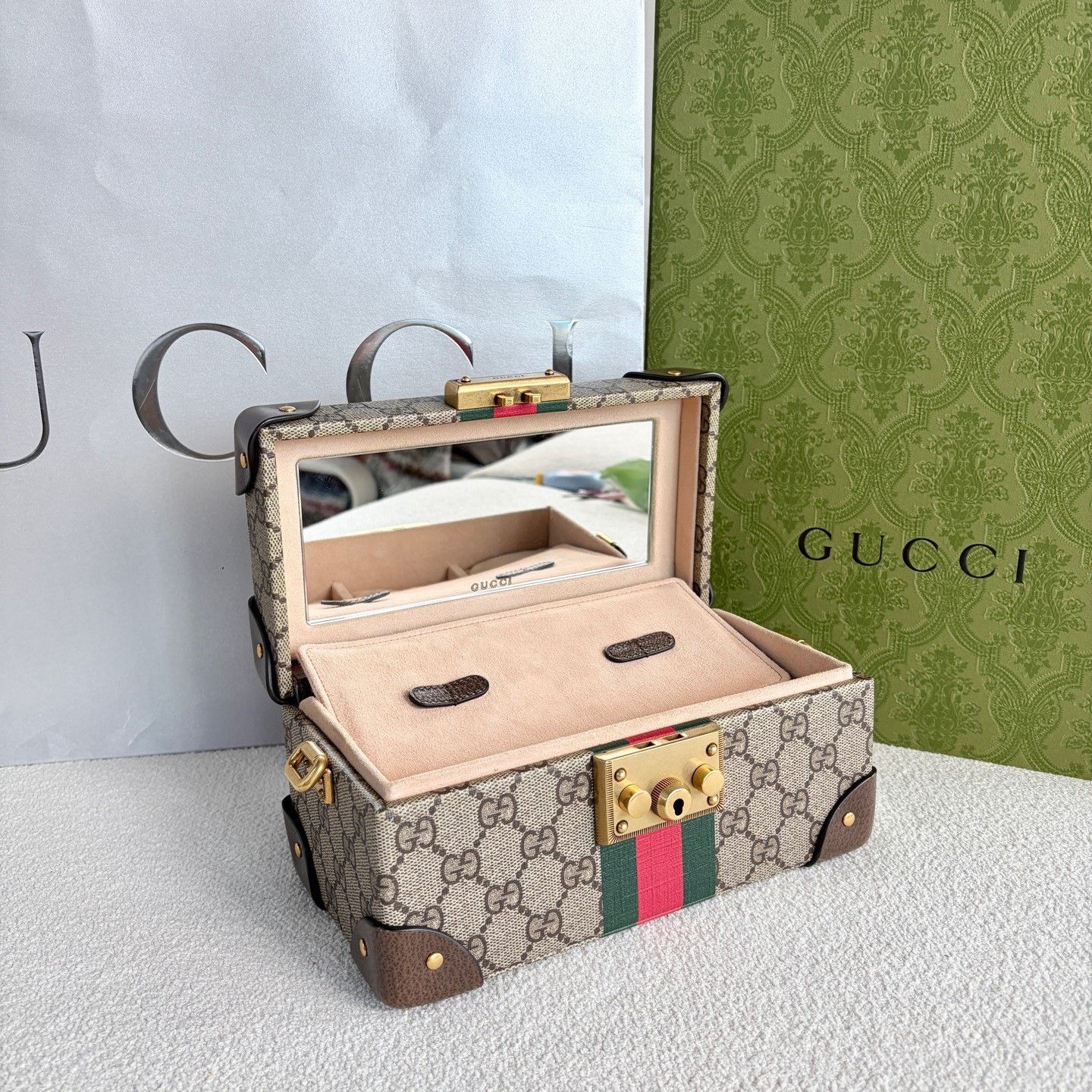 Gucci Pre-loved Bag Very good condition Size ONE SIZE - 7 Thumbnail
