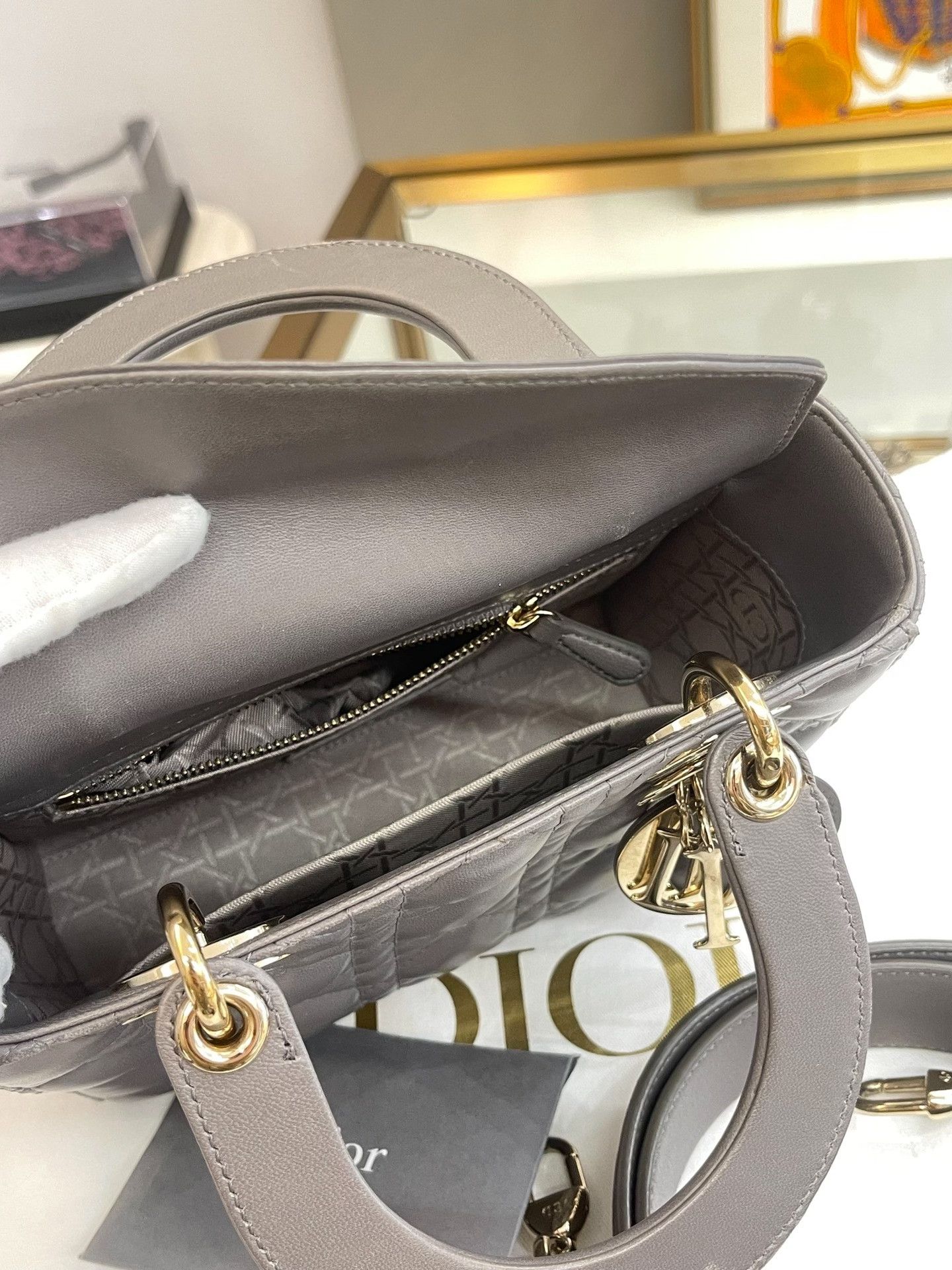 Dior Pre-loved Bag Very good condition Size ONE SIZE - 9 Thumbnail