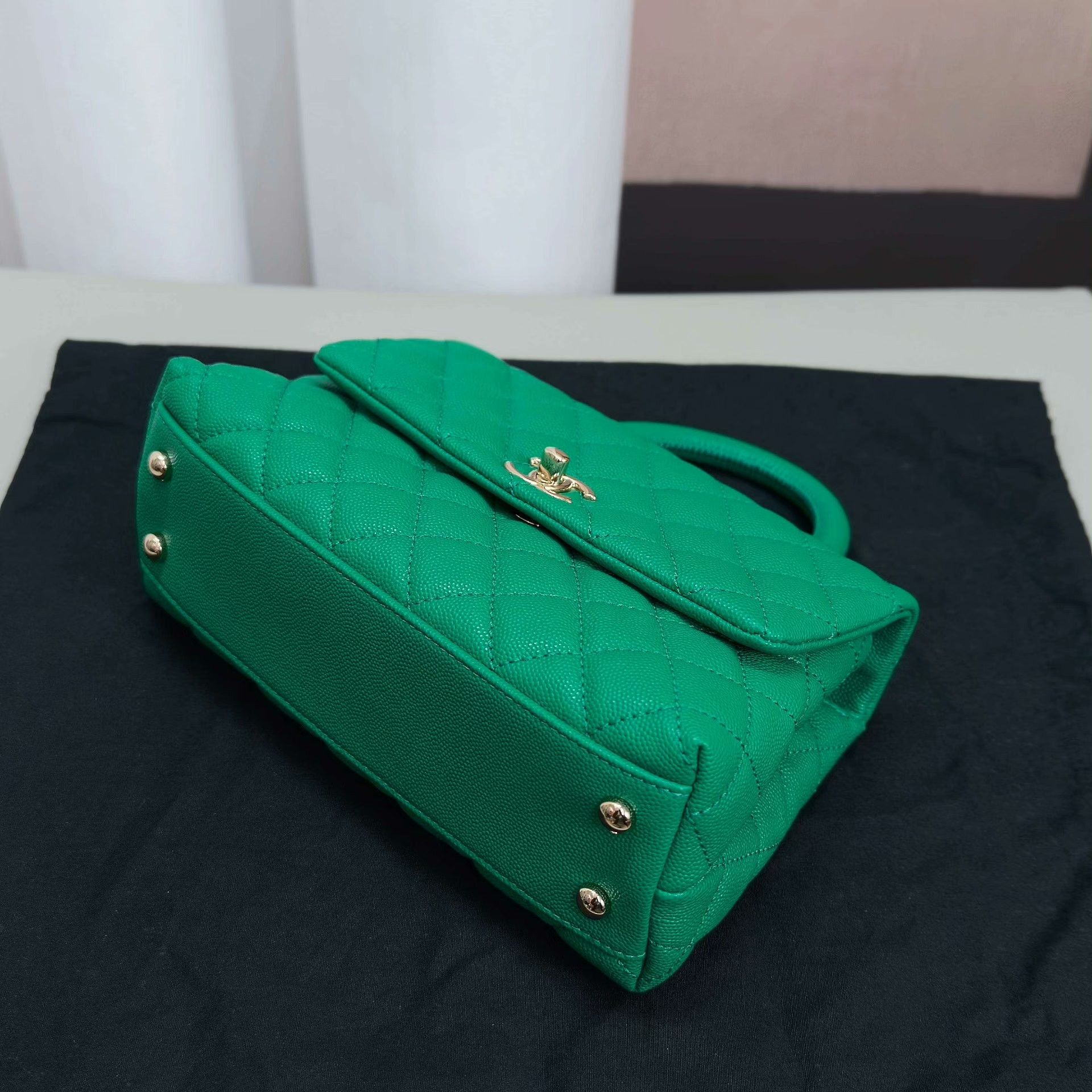 Chanel Pre-loved Bag Very good condition Size ONE SIZE - 3 Thumbnail