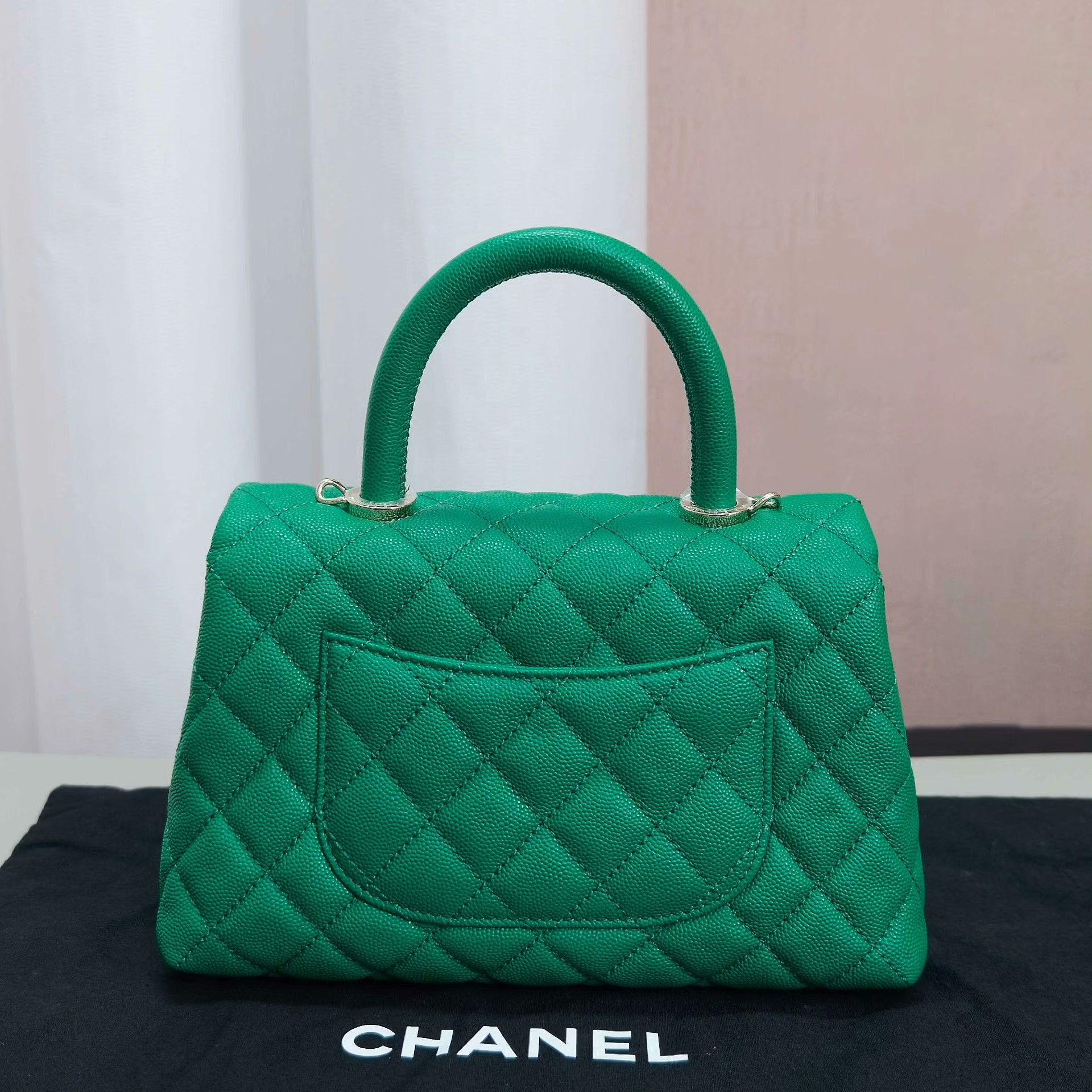 Chanel Pre-loved Bag Very good condition Size ONE SIZE - 2 Thumbnail
