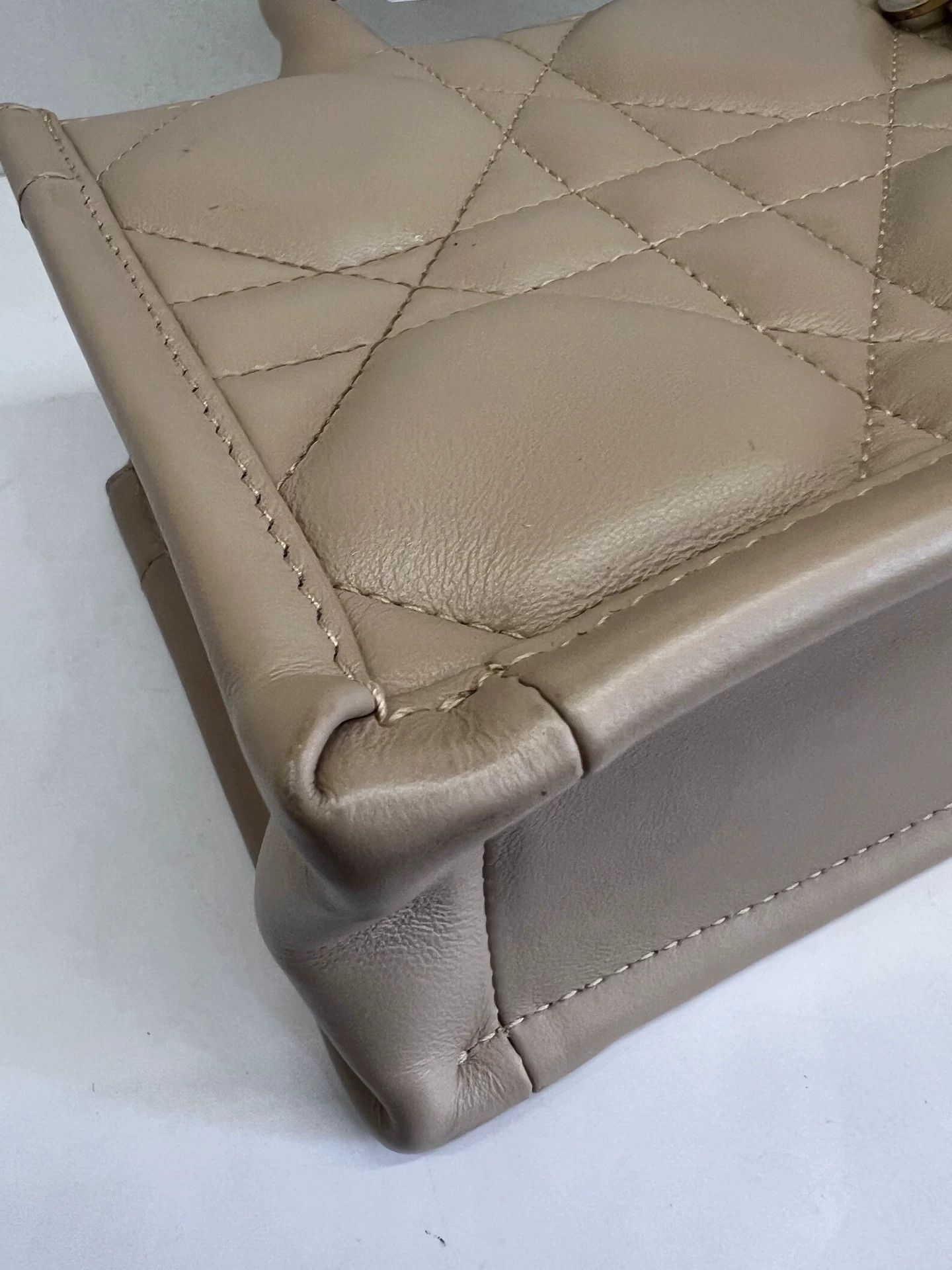 Dior Pre-loved Bag Very good condition Size ONE SIZE - 4 Thumbnail