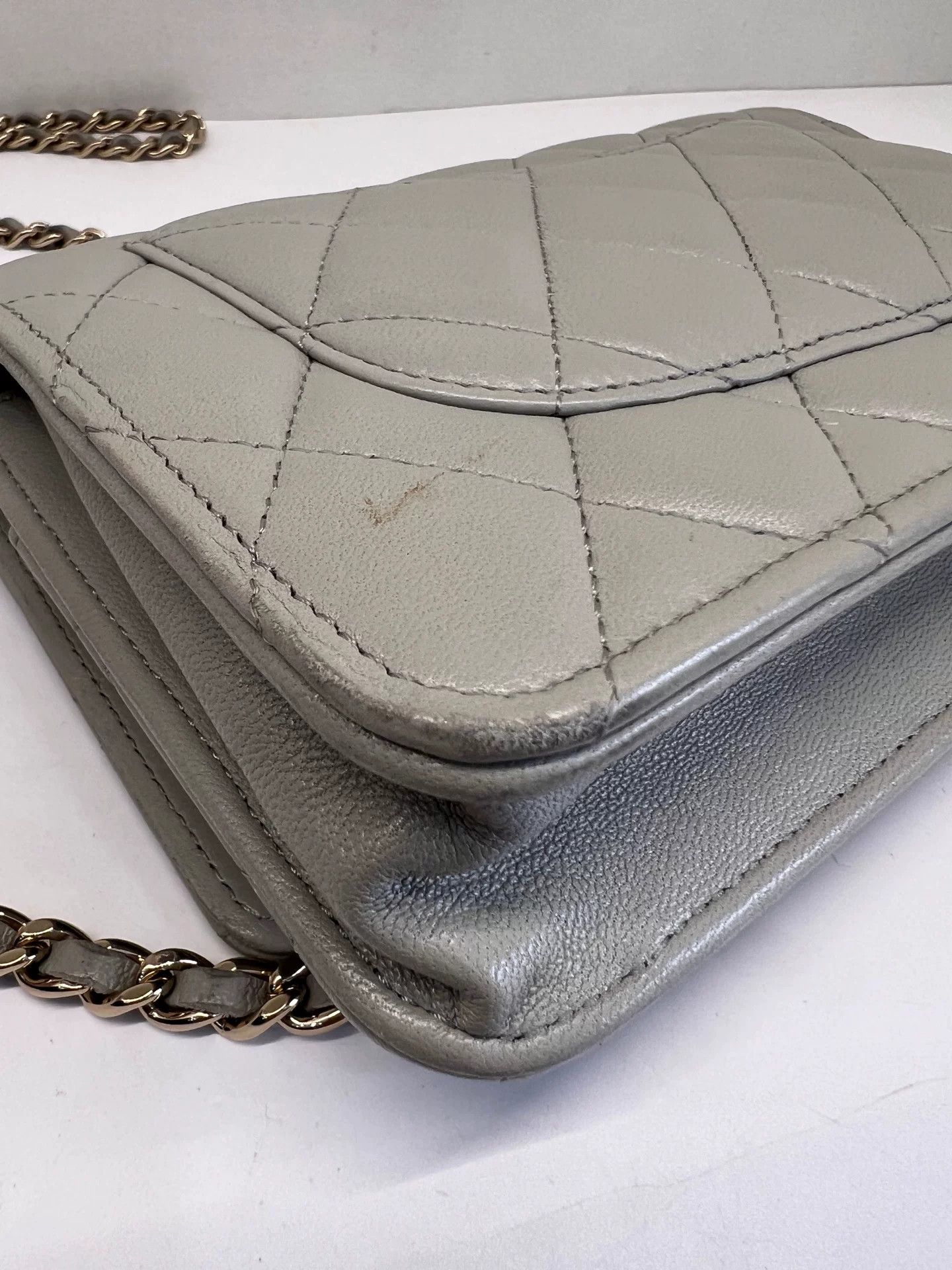 Chanel Pre-loved Bag Very good condition Size ONE SIZE - 6 Thumbnail