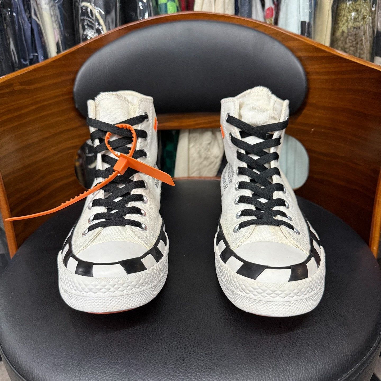 Converse Converse Collab White Lowtop Sneakers 8.5 Men Size US 8.5 / EU 41-42 - 2 Thumbnail
