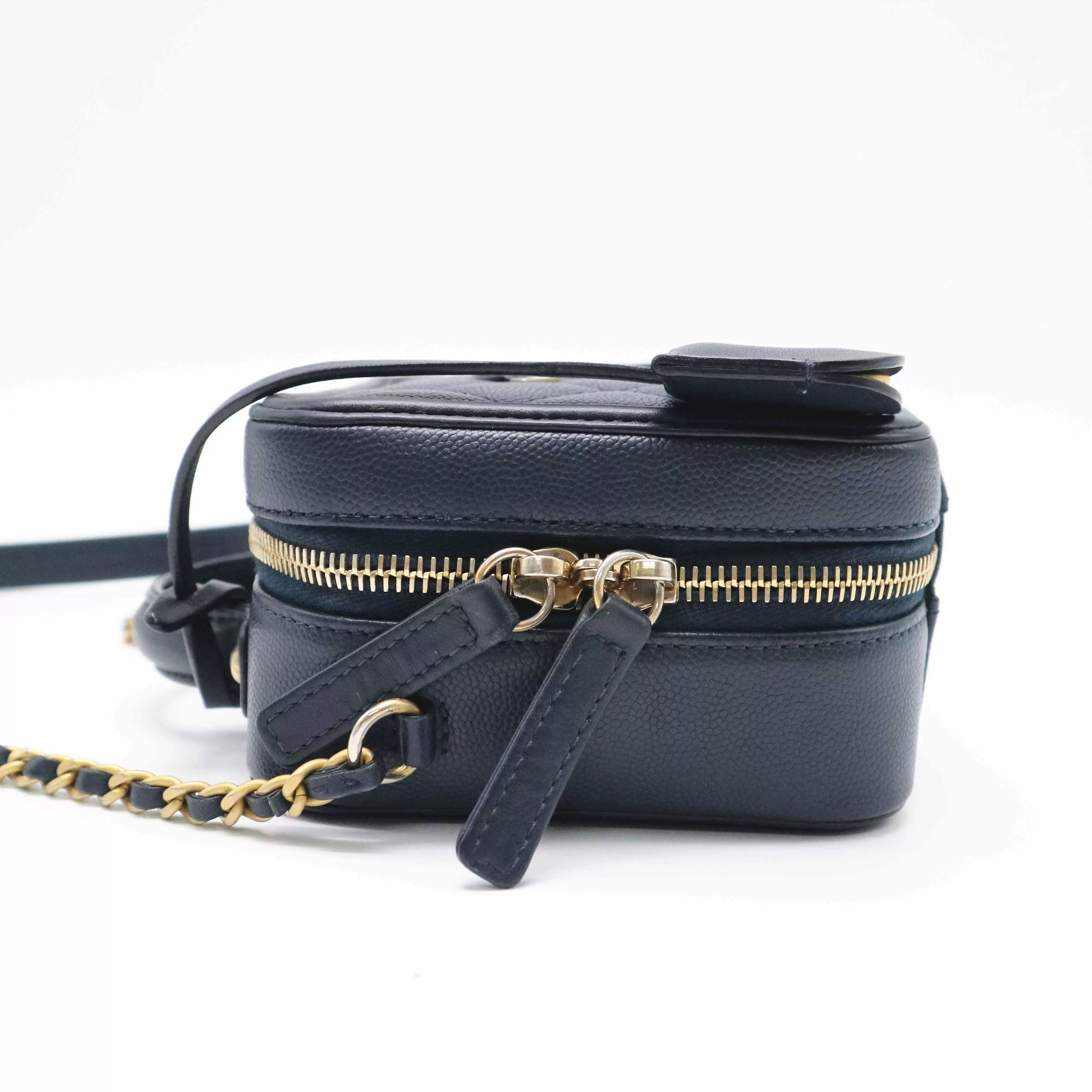 Chanel Pre-loved Bag Very good condition Size ONE SIZE - 4 Thumbnail