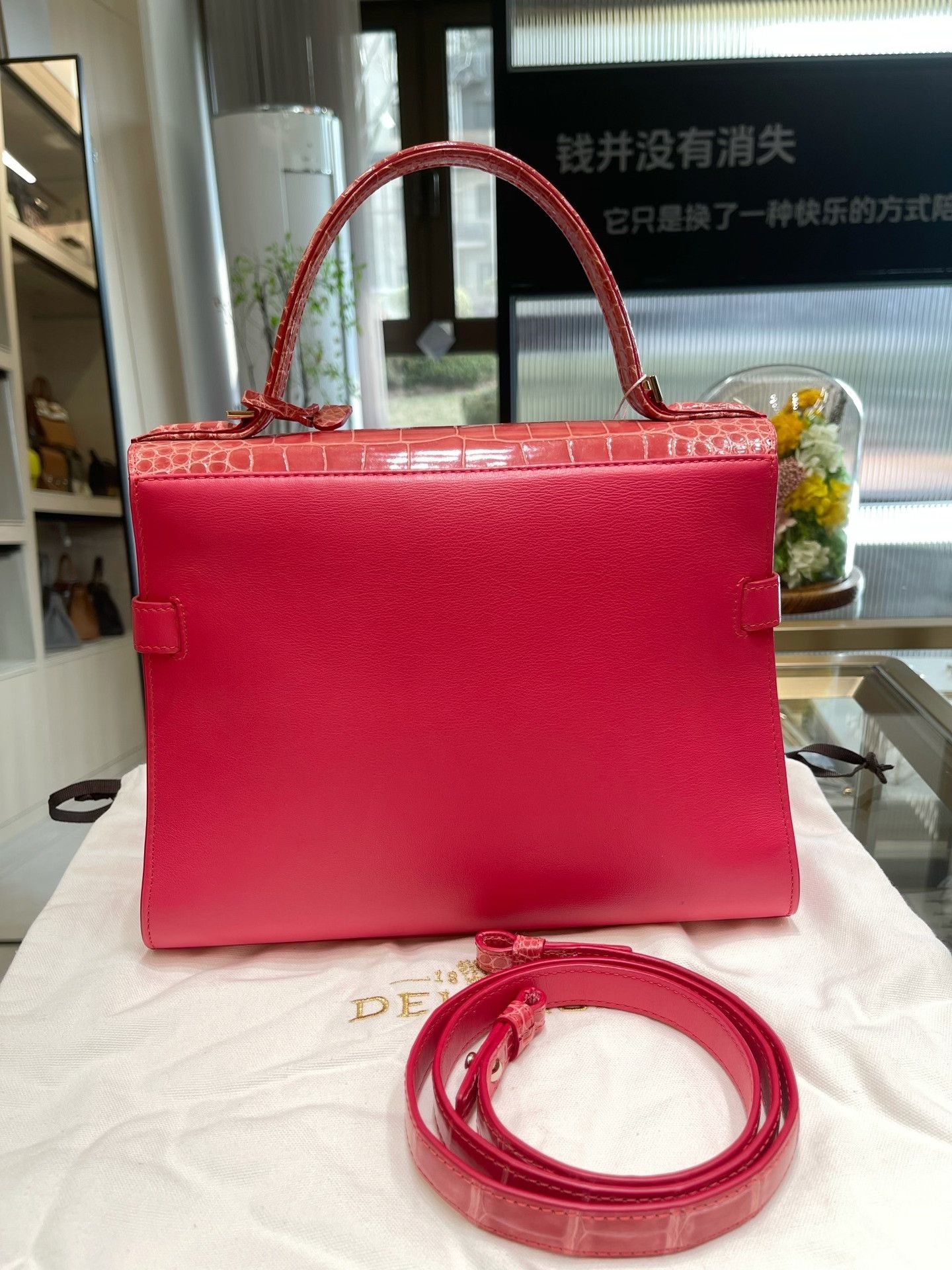 Louis Vuitton Pre-loved Bag Very good condition Size ONE SIZE - 3 Thumbnail