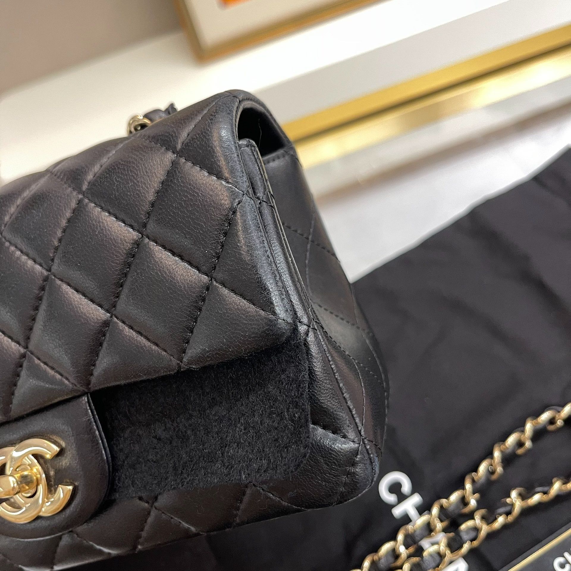 Chanel Pre-loved Bag Very good condition Size ONE SIZE - 3 Thumbnail