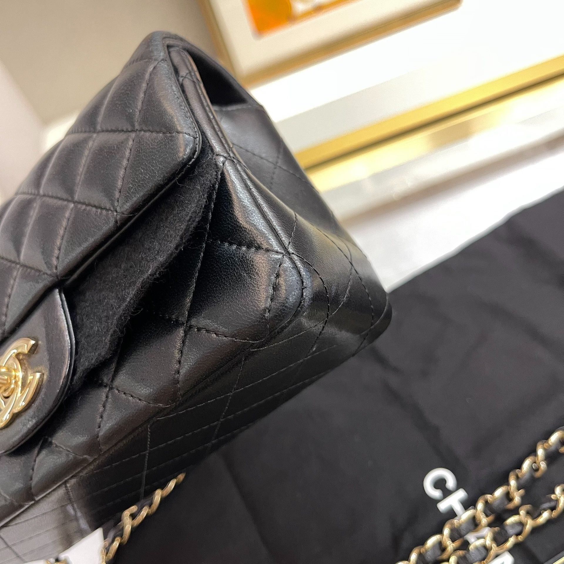 Chanel Pre-loved Bag Very good condition Size ONE SIZE - 4 Thumbnail
