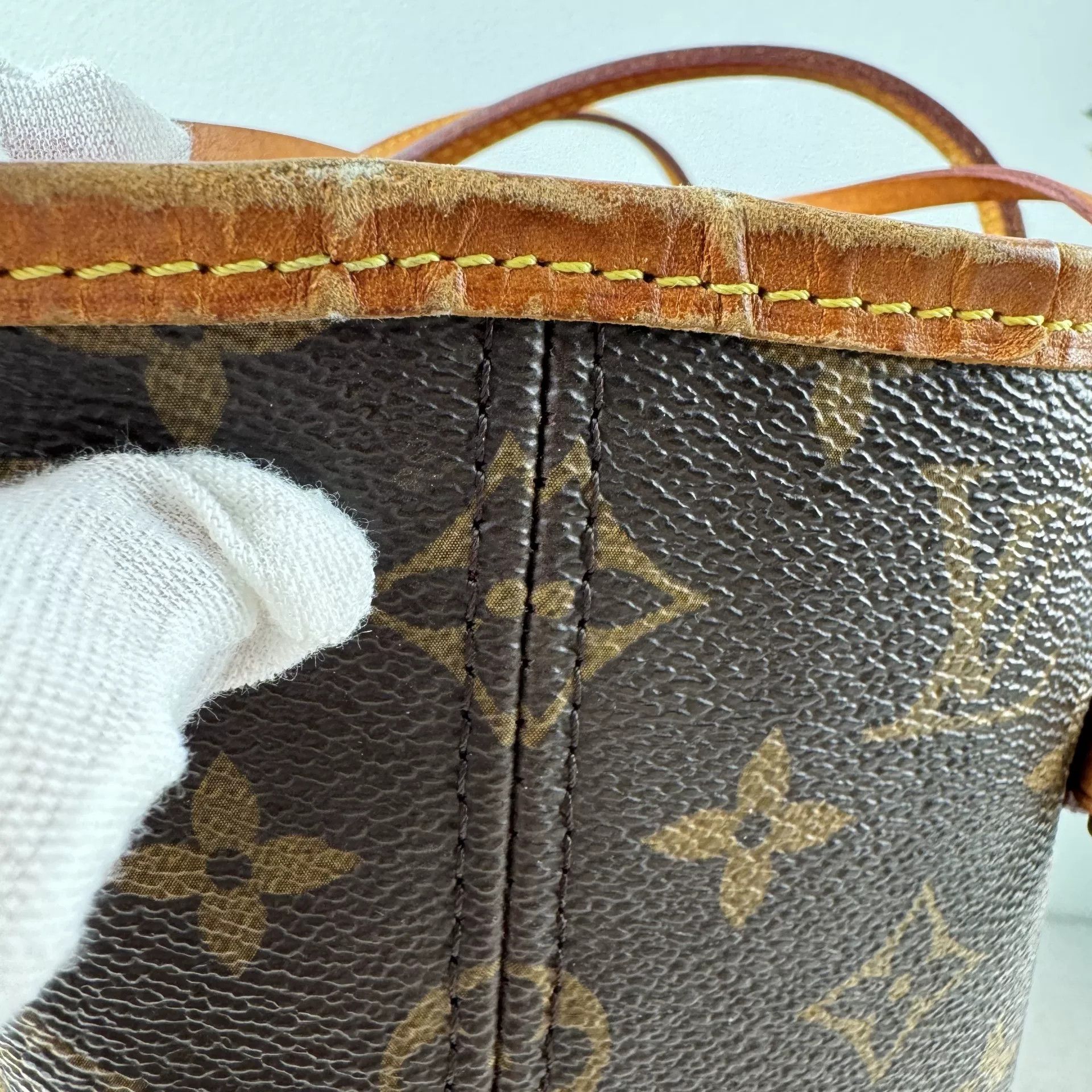 Louis Vuitton Pre-loved Bag Very good condition Size ONE SIZE - 9 Thumbnail