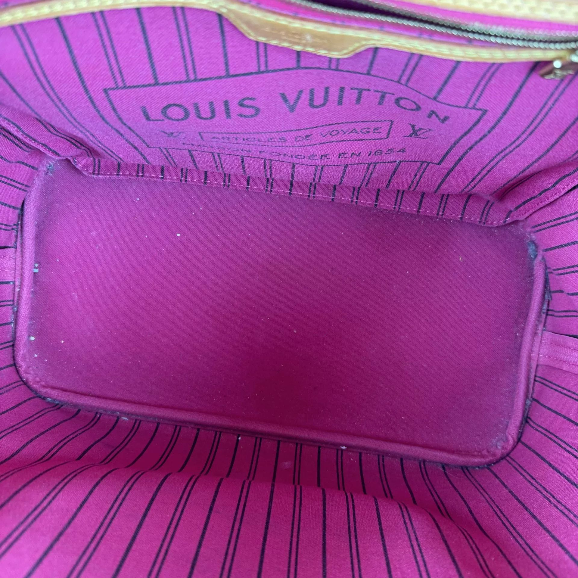 Louis Vuitton Pre-loved Bag Very good condition Size ONE SIZE - 5 Thumbnail