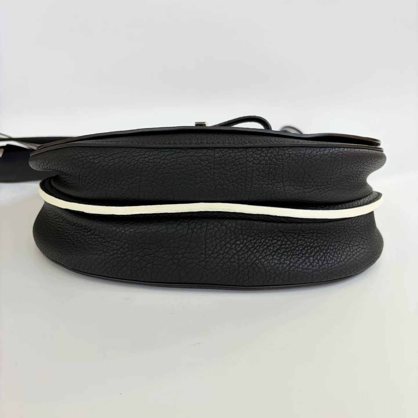 Louis Vuitton Pre-loved Bag Very good condition Size ONE SIZE - 7 Thumbnail