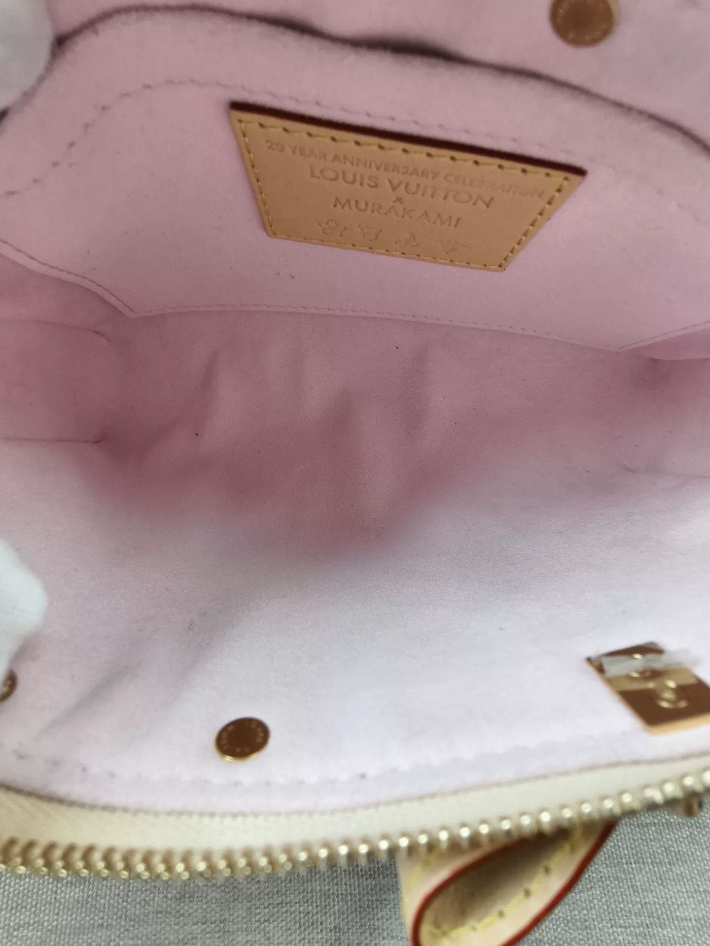 Louis Vuitton Pre-loved Bag Brand new condition Size ONE SIZE - 9 Thumbnail