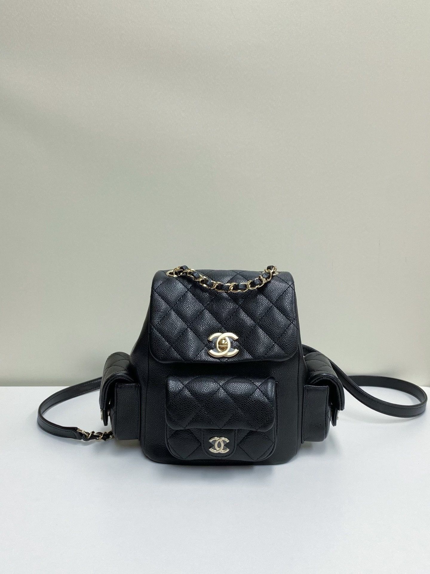 Chanel Pre-loved Bag Very good condition Size ONE SIZE - 5 Thumbnail