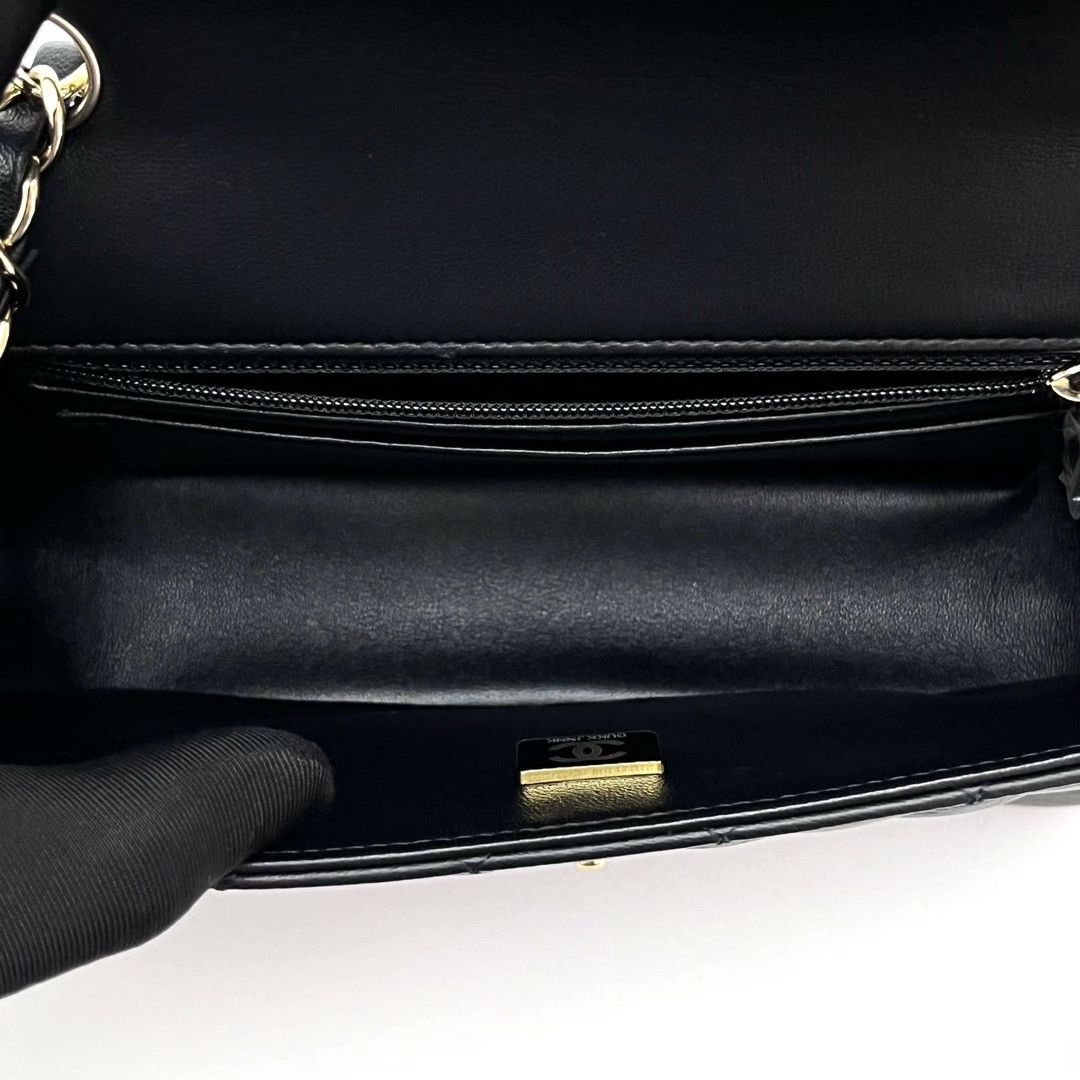 Chanel Pre-loved Bag Very good condition Size ONE SIZE - 6 Thumbnail