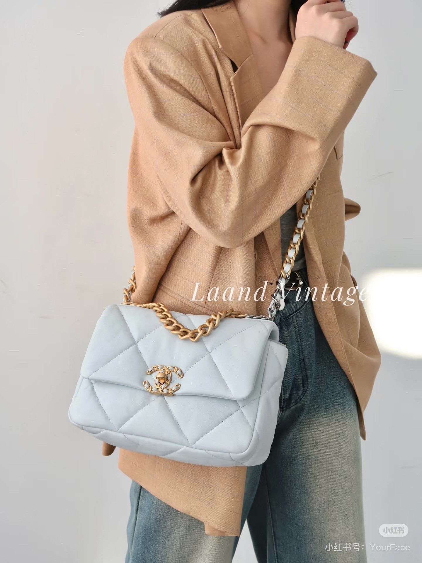 Chanel Pre-loved Bag Very good condition Size ONE SIZE - 9 Thumbnail