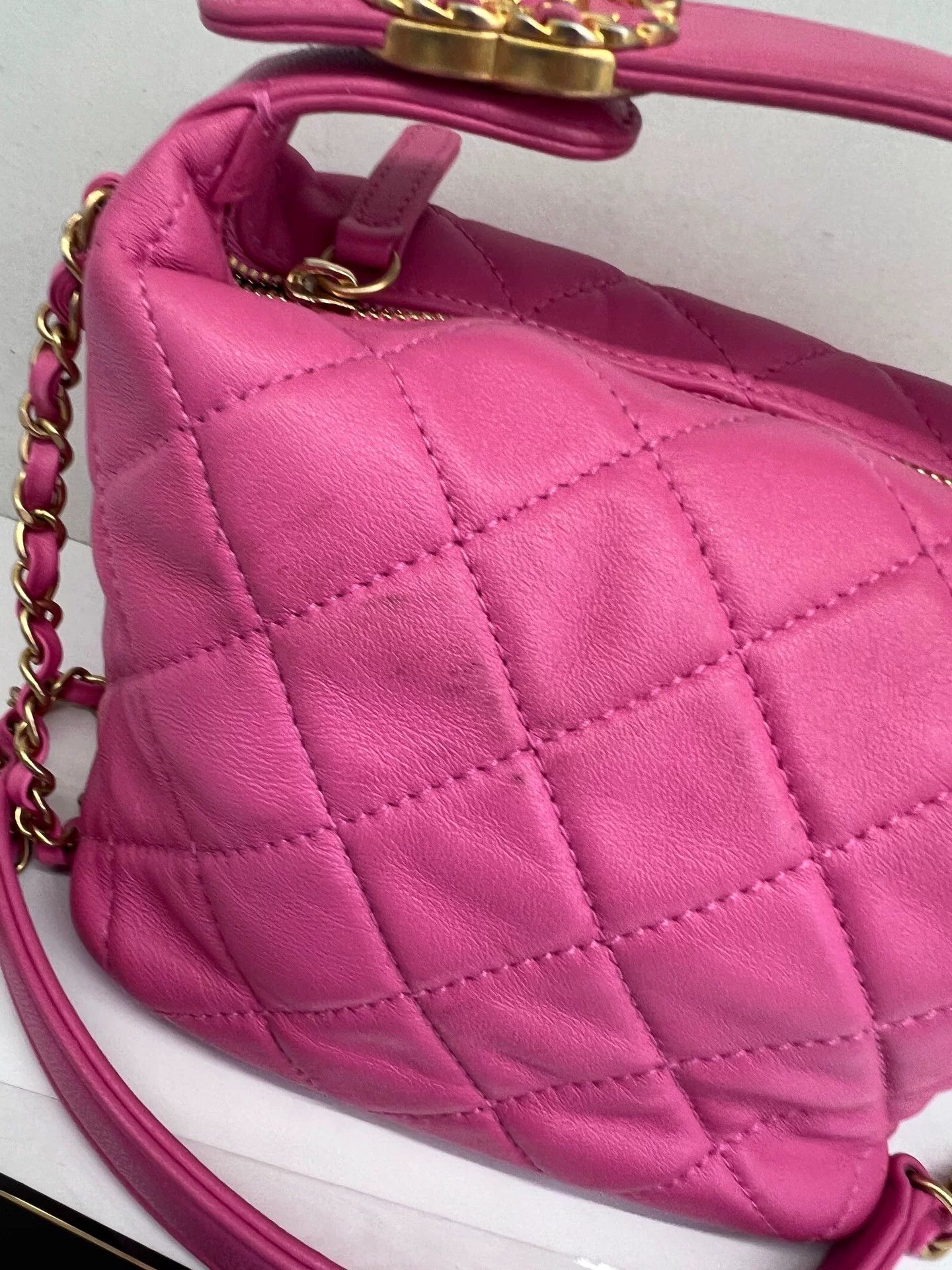 Chanel Pre-loved Bag Very good condition Size ONE SIZE - 9 Thumbnail